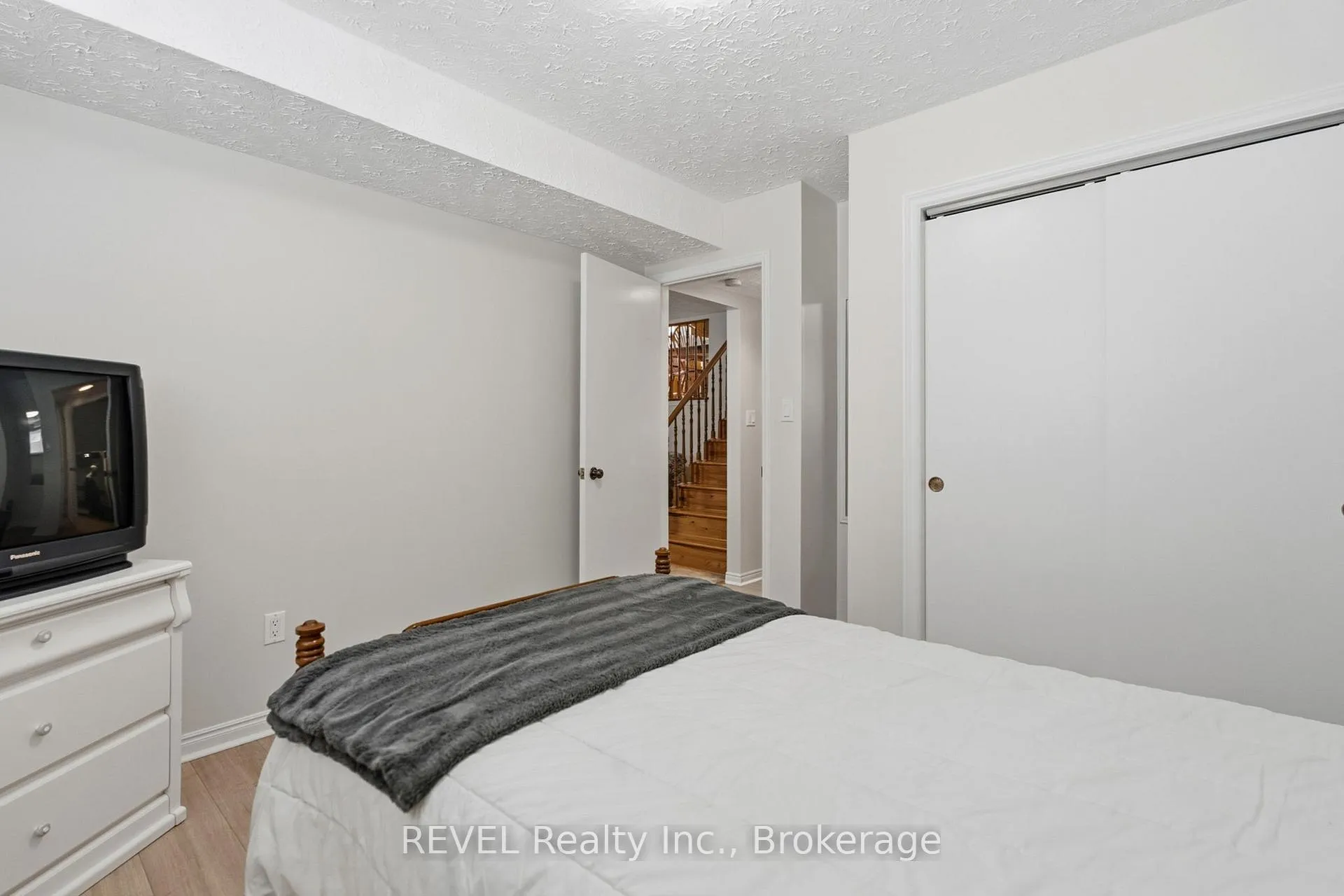 Photo 32 of 7362 Nathan Crescent, Niagara Falls, Oldfield — HOMEH