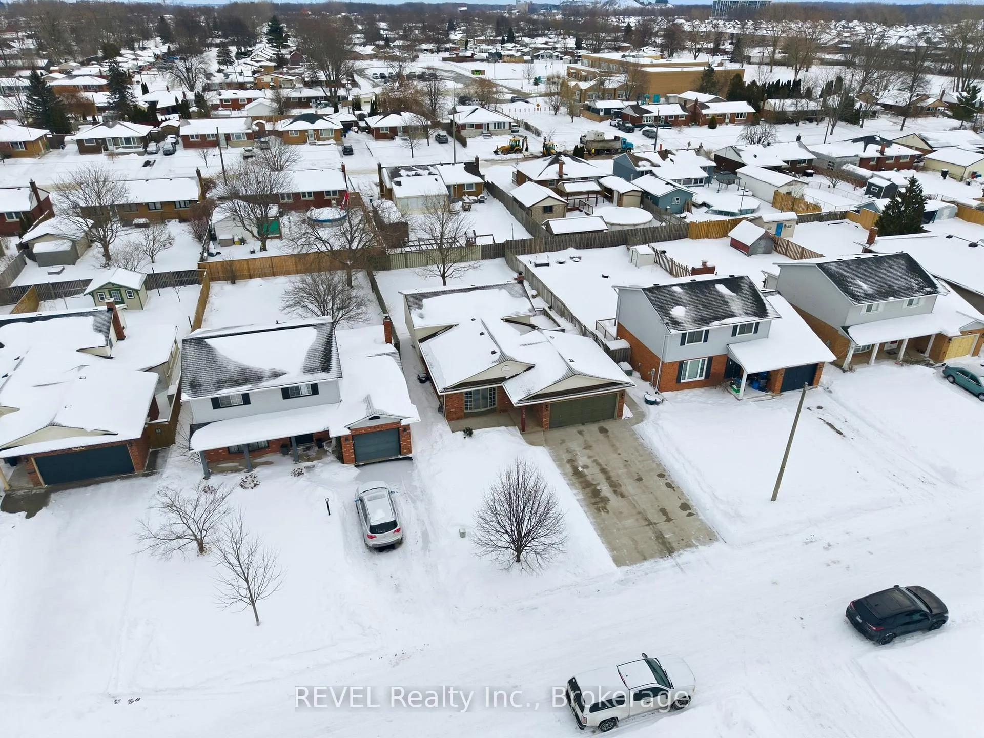 Photo 49 of 7362 Nathan Crescent, Niagara Falls, Oldfield — HOMEH