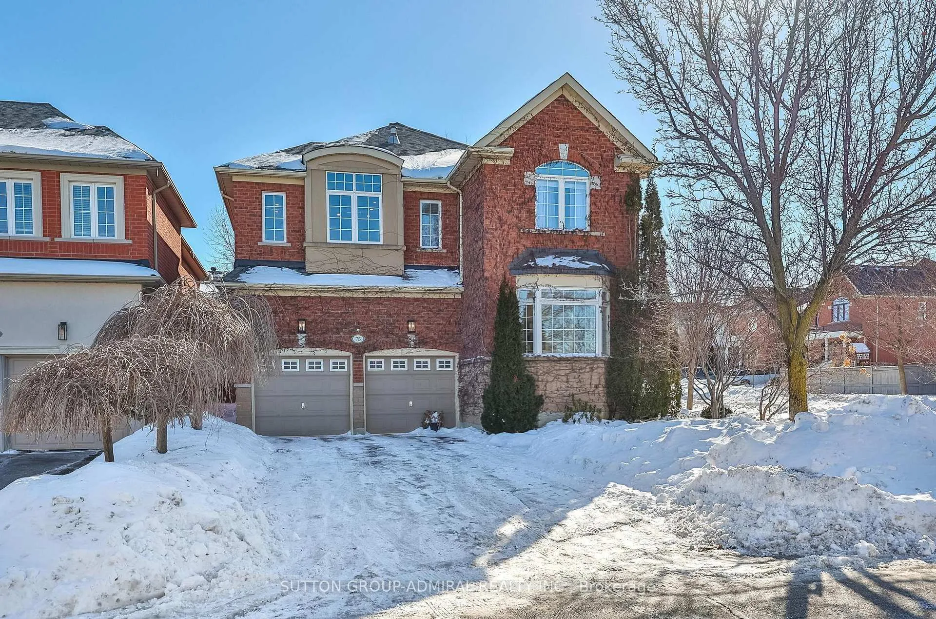 Photo 2 of 75 Strauss Road, Vaughan, Patterson — HOMEH
