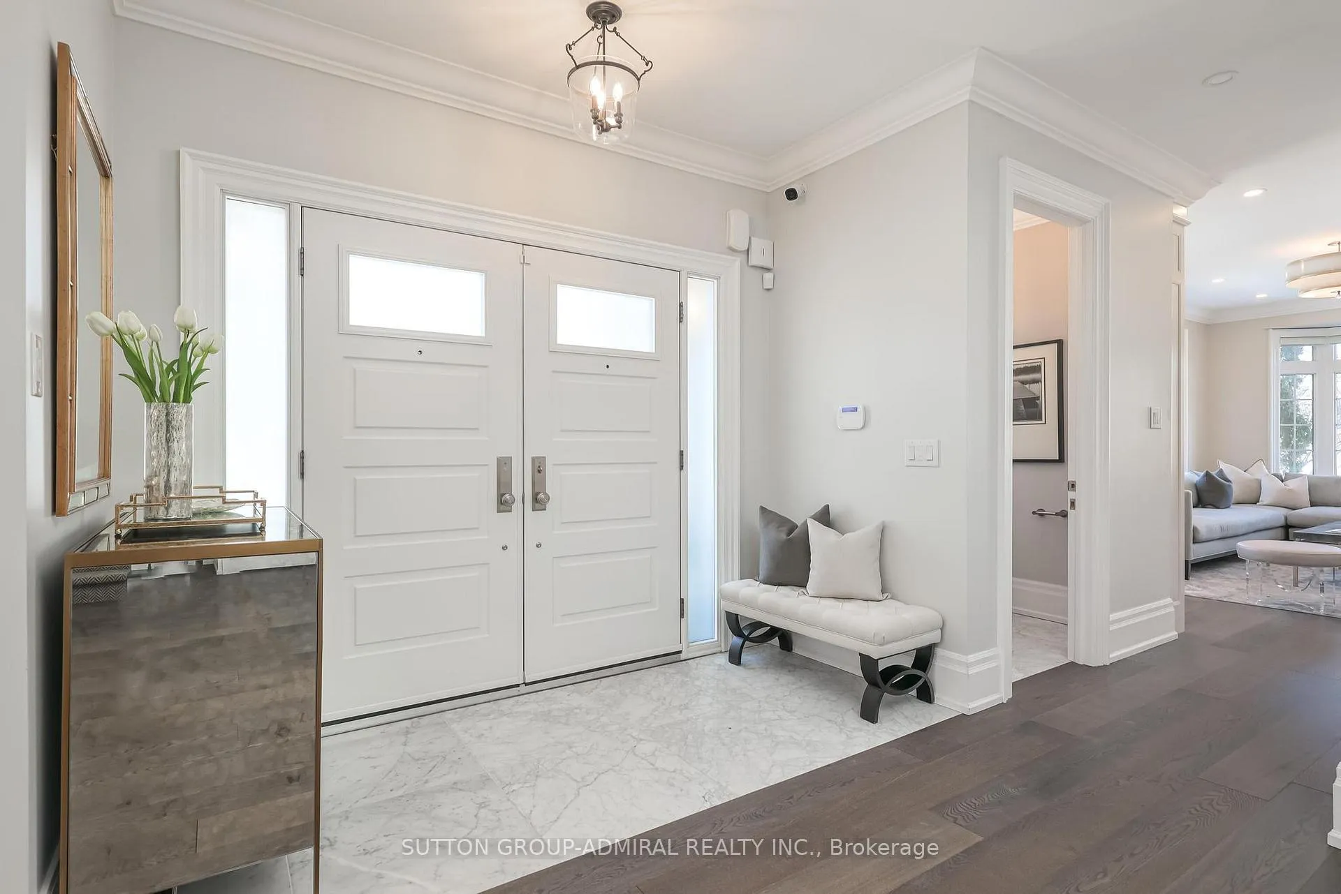 Photo 4 of 75 Strauss Road, Vaughan, Patterson — HOMEH