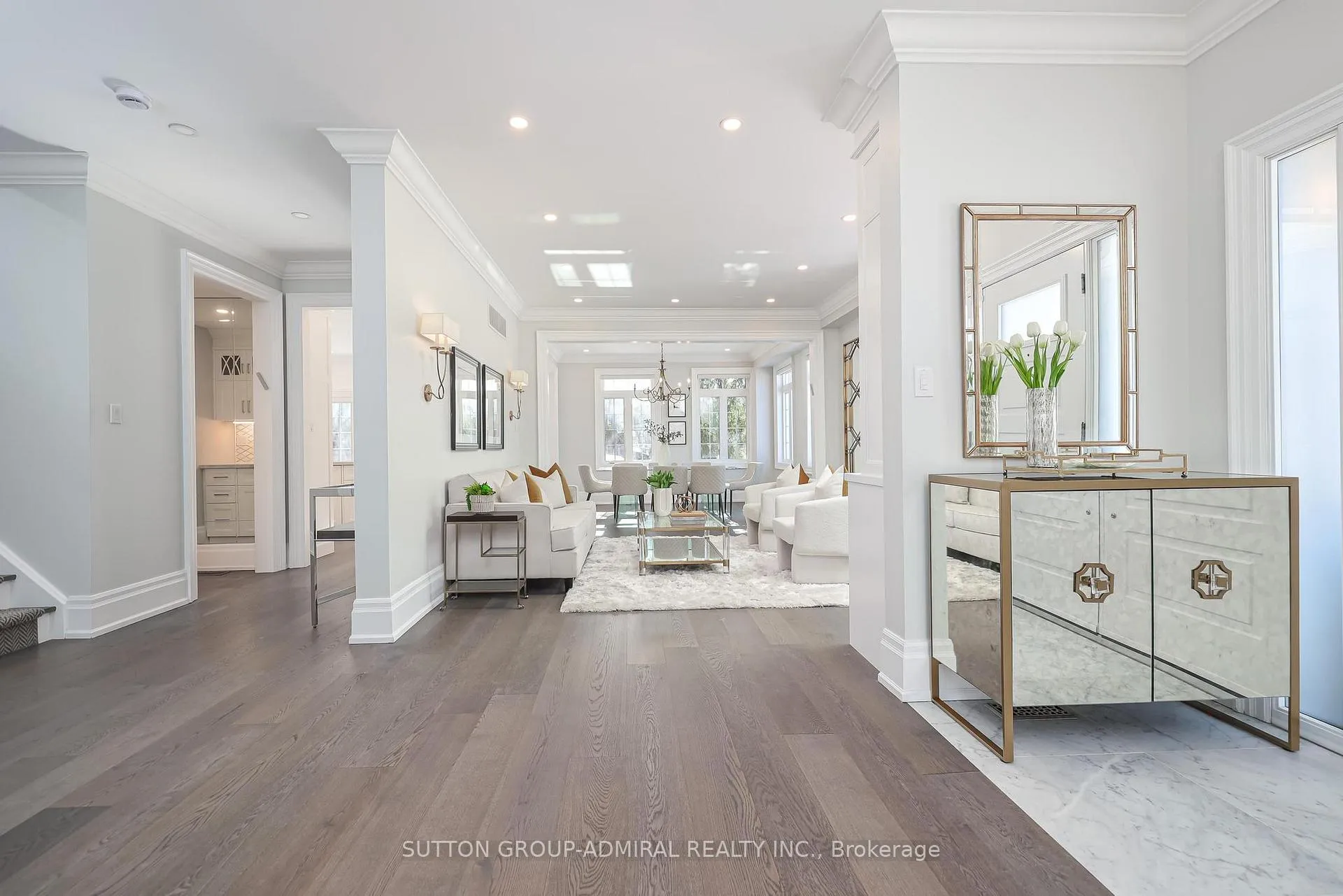 Photo 5 of 75 Strauss Road, Vaughan, Patterson — HOMEH