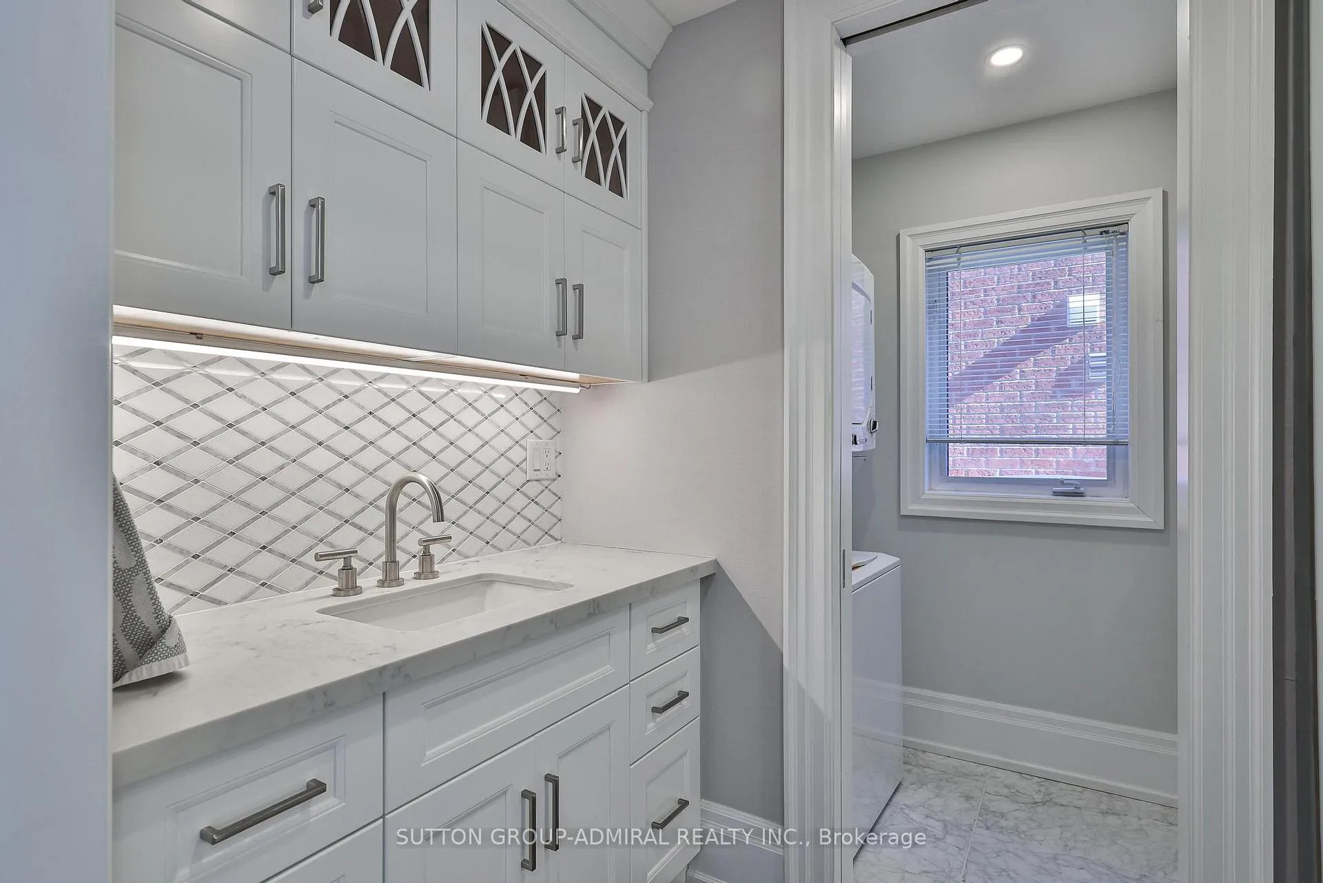 Photo 20 of 75 Strauss Road, Vaughan, Patterson — HOMEH