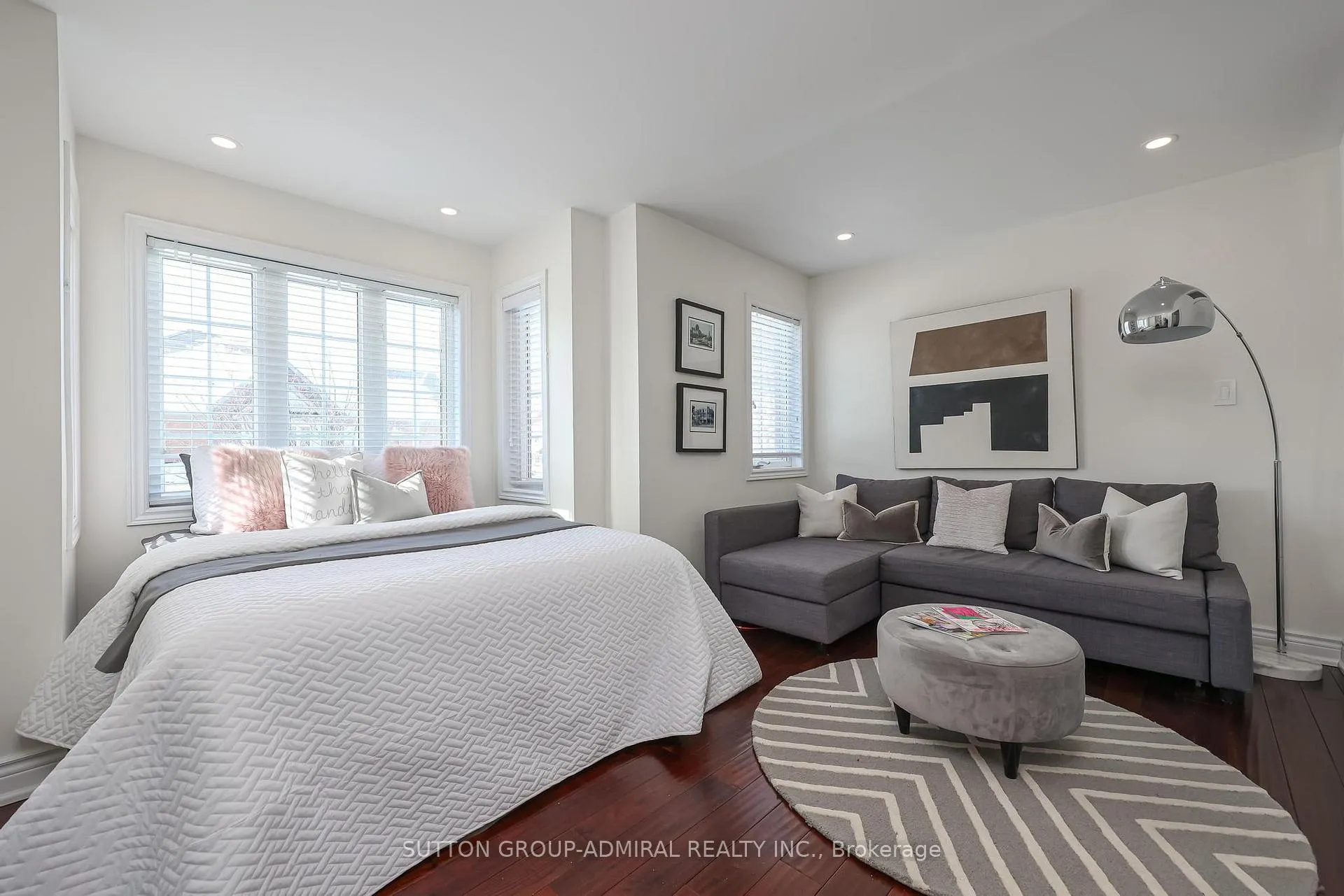 Photo 31 of 75 Strauss Road, Vaughan, Patterson — HOMEH