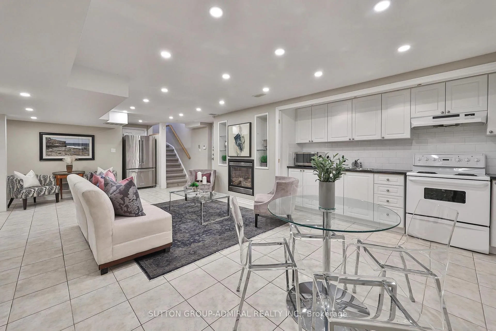 Photo 41 of 75 Strauss Road, Vaughan, Patterson — HOMEH