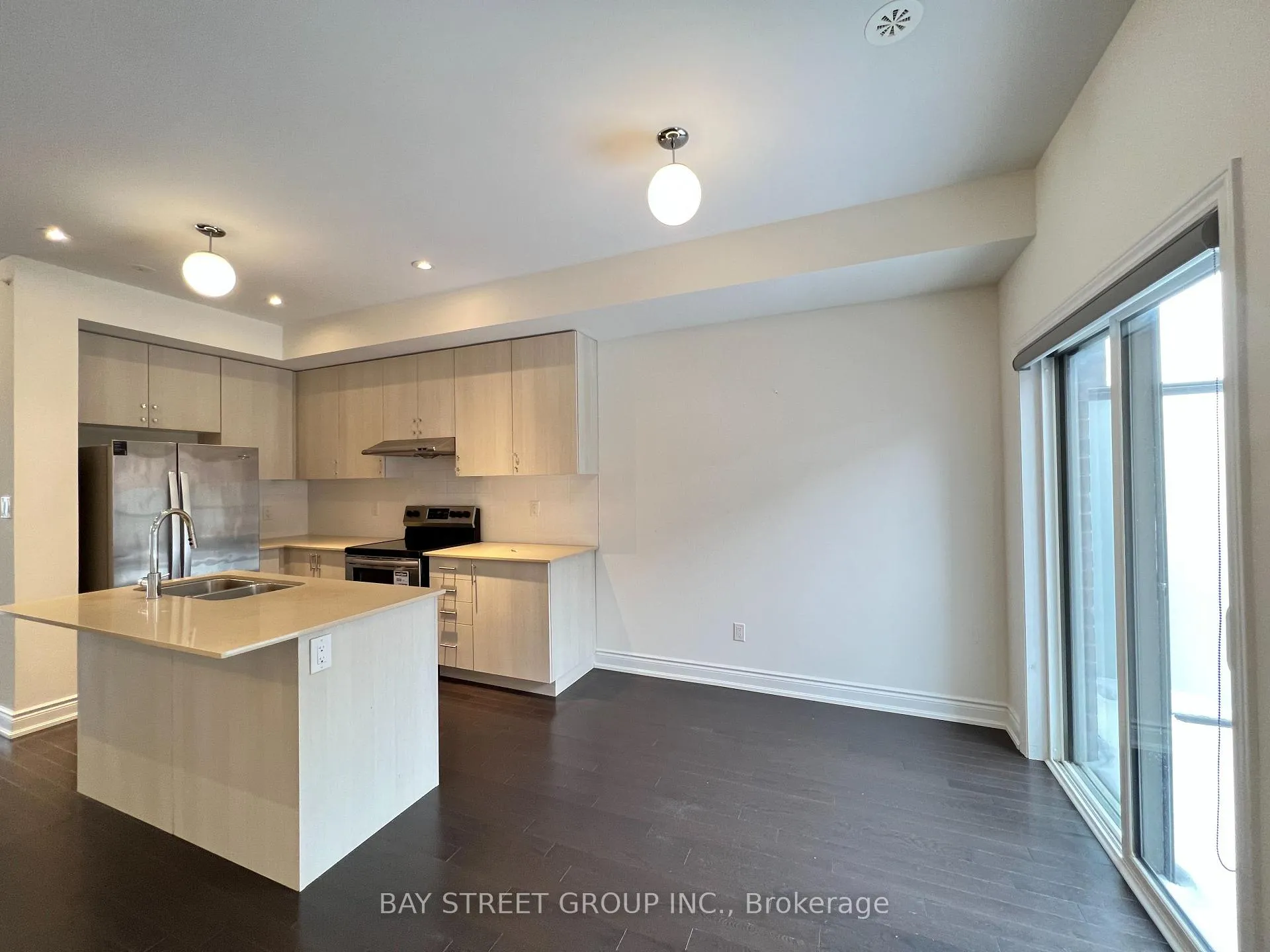 Photo 4 of Unit Upper, 4122 Highway 7 Road, Markham, Unionville — HOMEH
