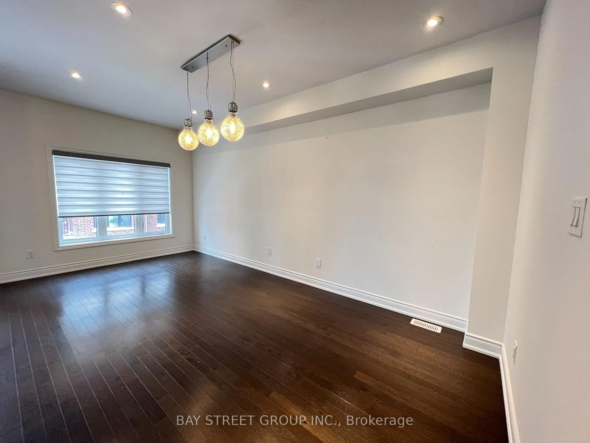 Photo 5 of Unit Upper, 4122 Highway 7 Road, Markham, Unionville — HOMEH
