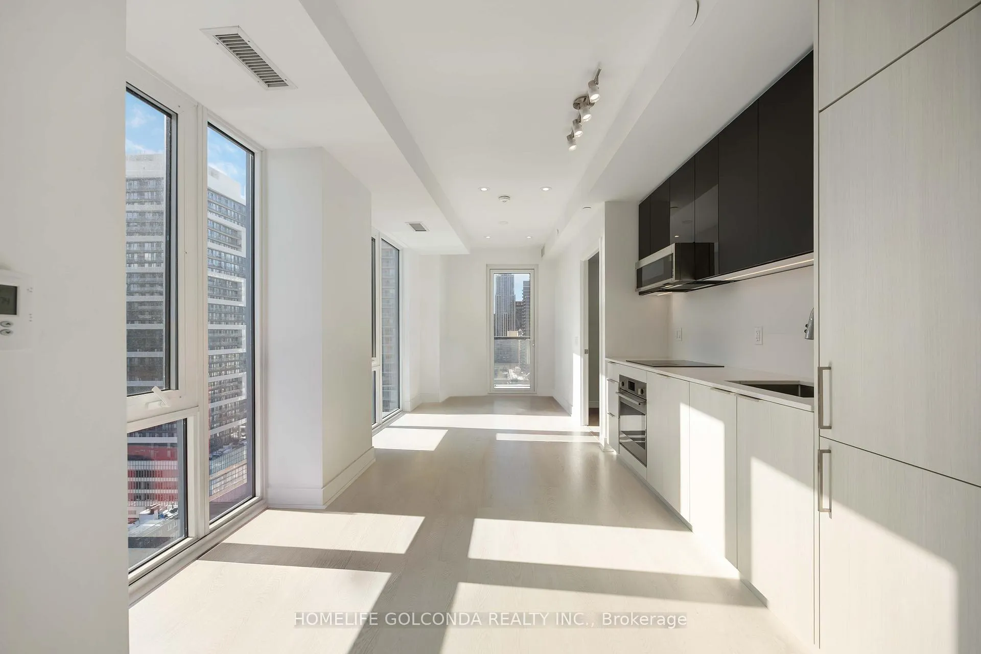 Front of Unit 1803, 308 Jarvis Street