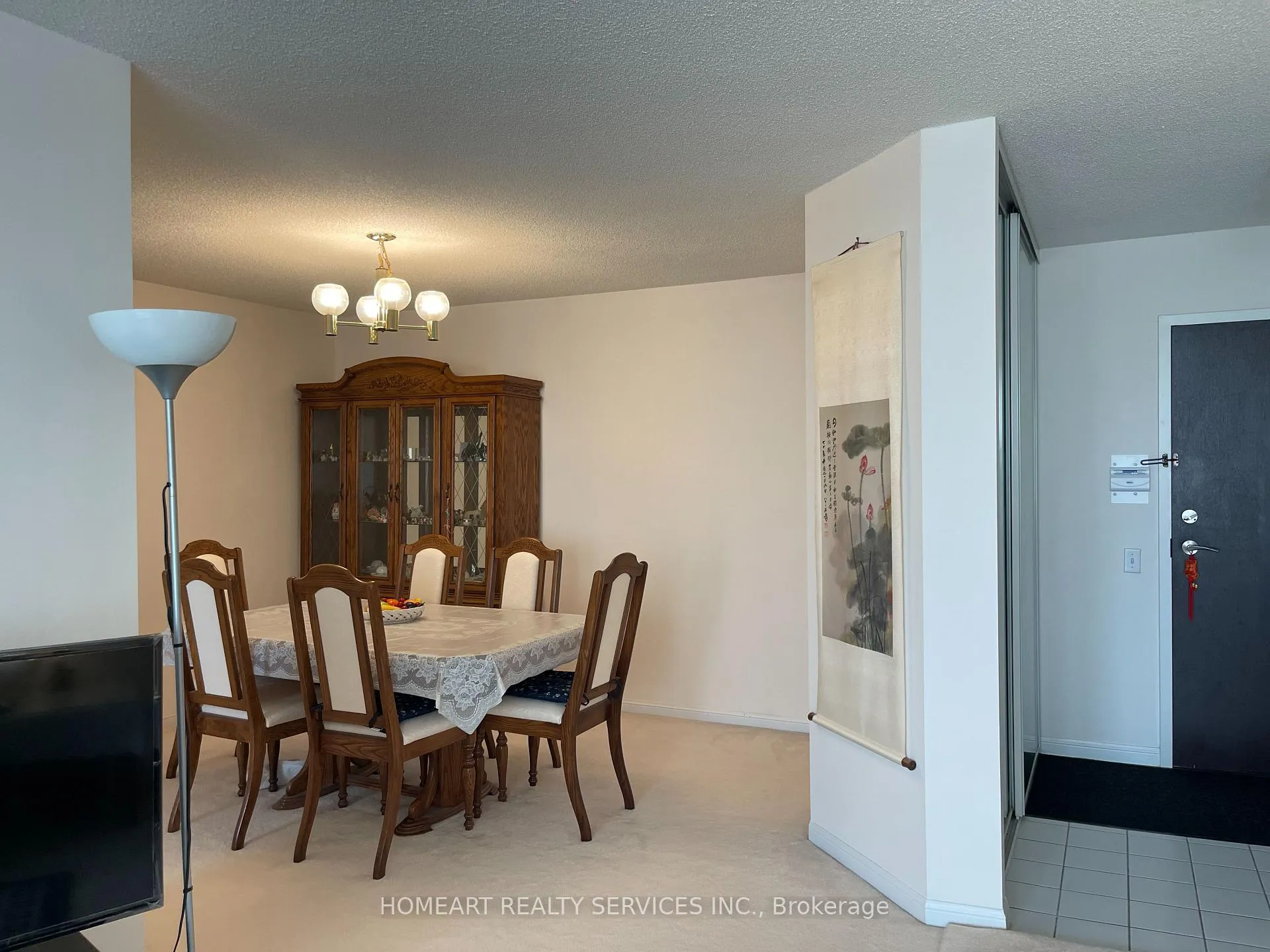 Photo 1 of Unit 805, 110 Promenade Circle E, Vaughan, Brownridge — HOMEH