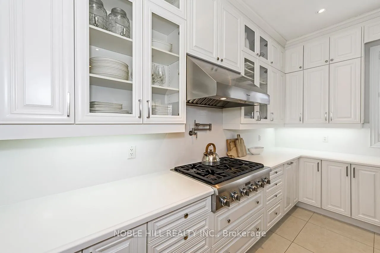 Photo 12 of 17 westbrooke Boulevard, King, Nobleton — HOMEH
