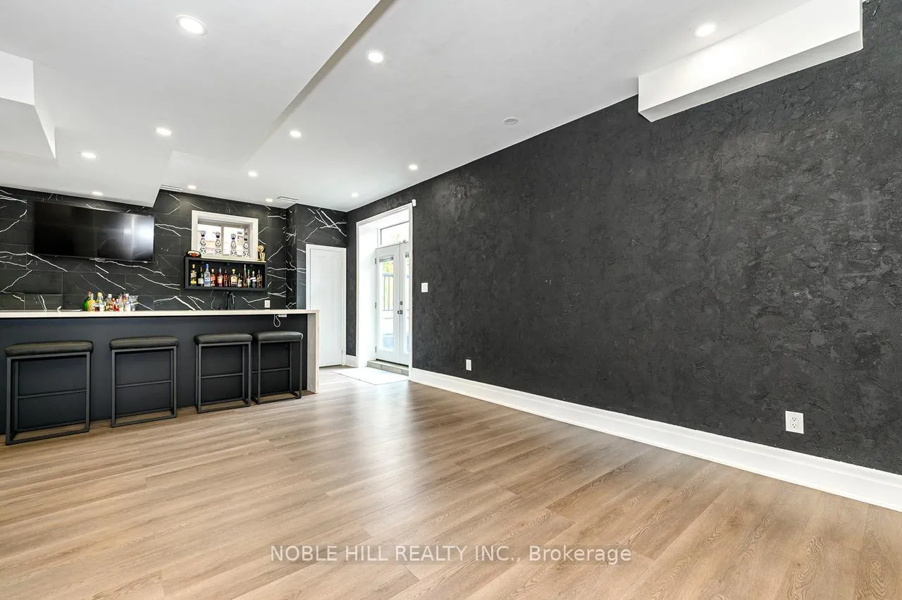 Photo 32 of 17 westbrooke Boulevard, King, Nobleton — HOMEH