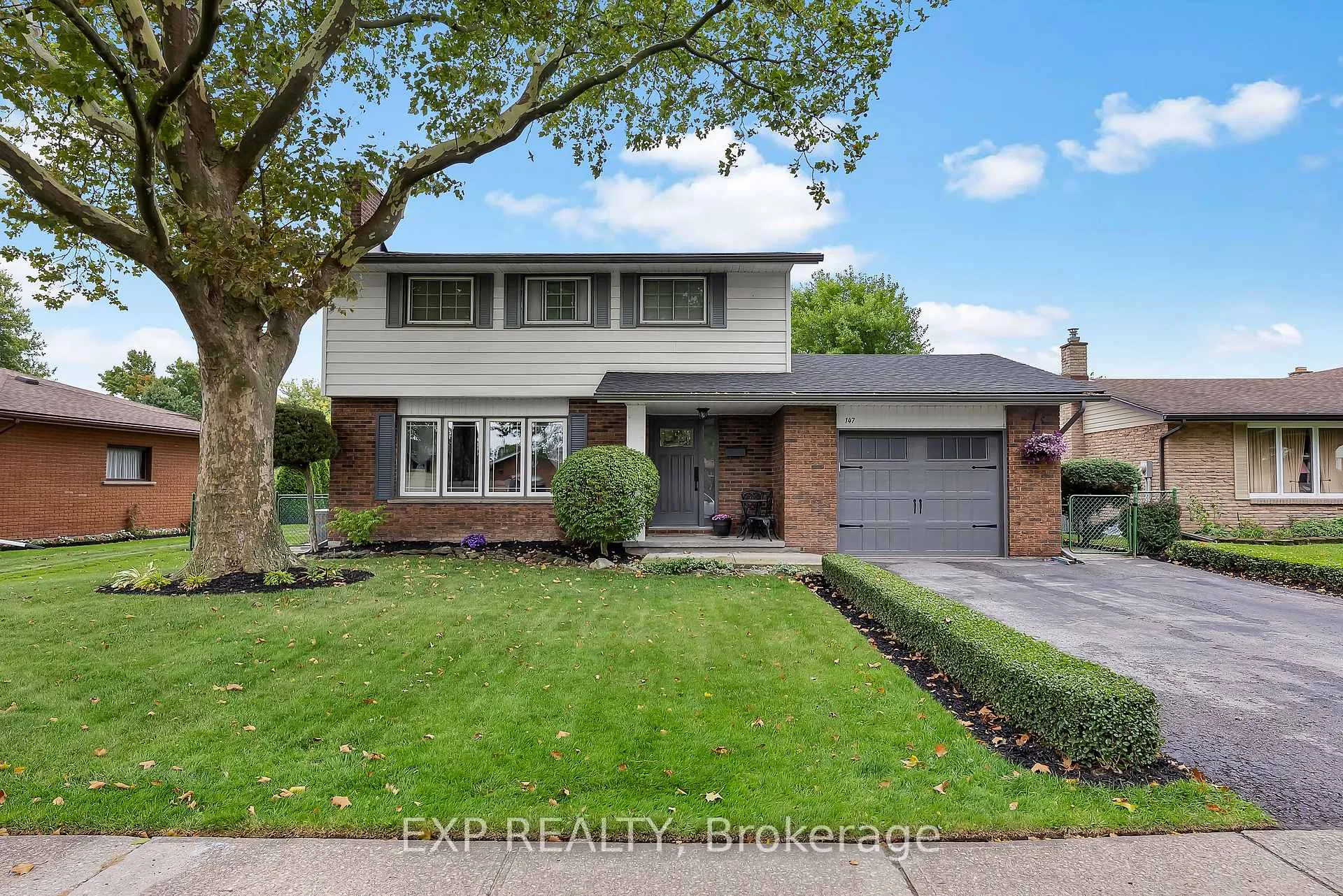 Photo 2 of 147 Loyalist Drive, Welland, Prince Charles — HOMEH