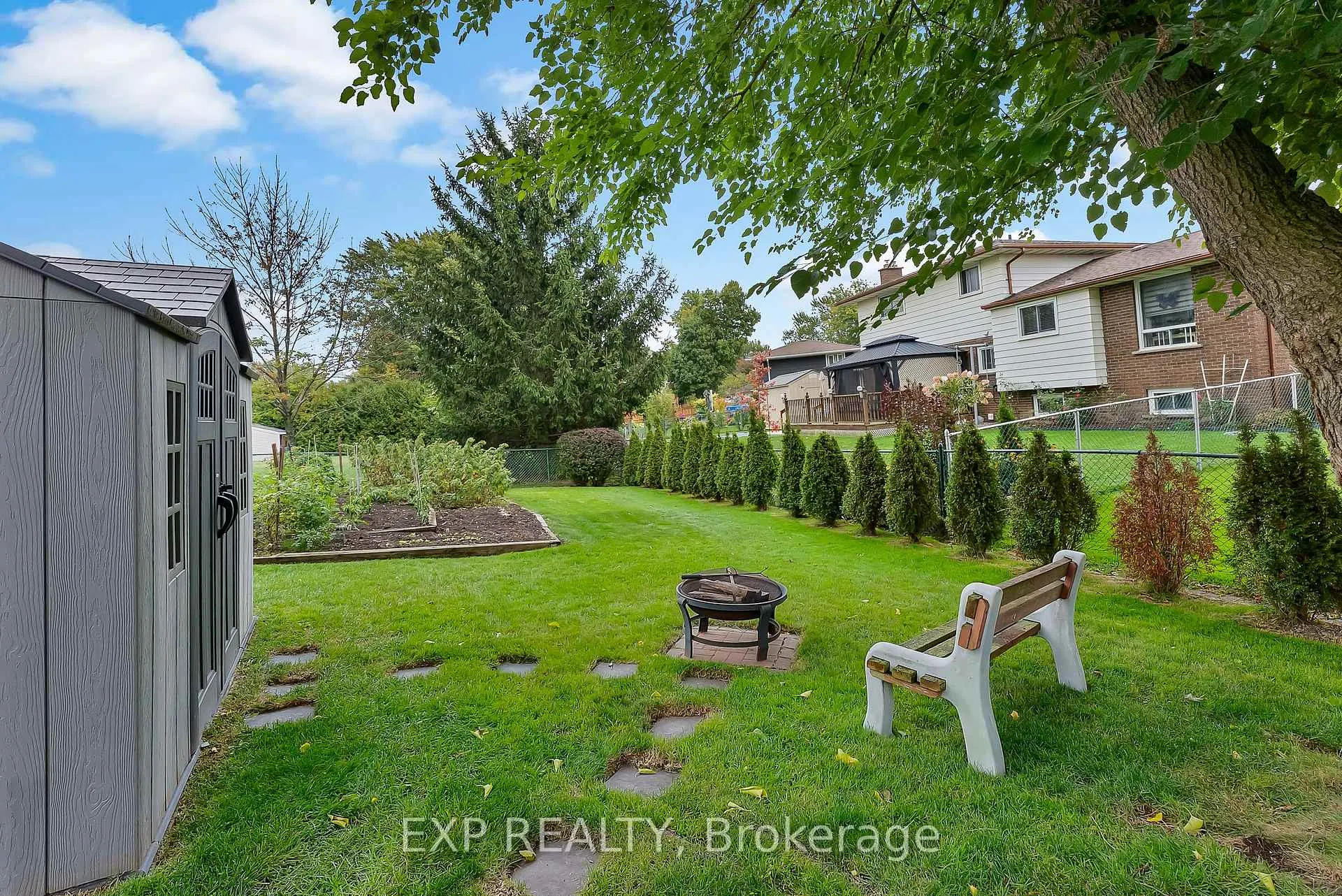 Photo 35 of 147 Loyalist Drive, Welland, Prince Charles — HOMEH