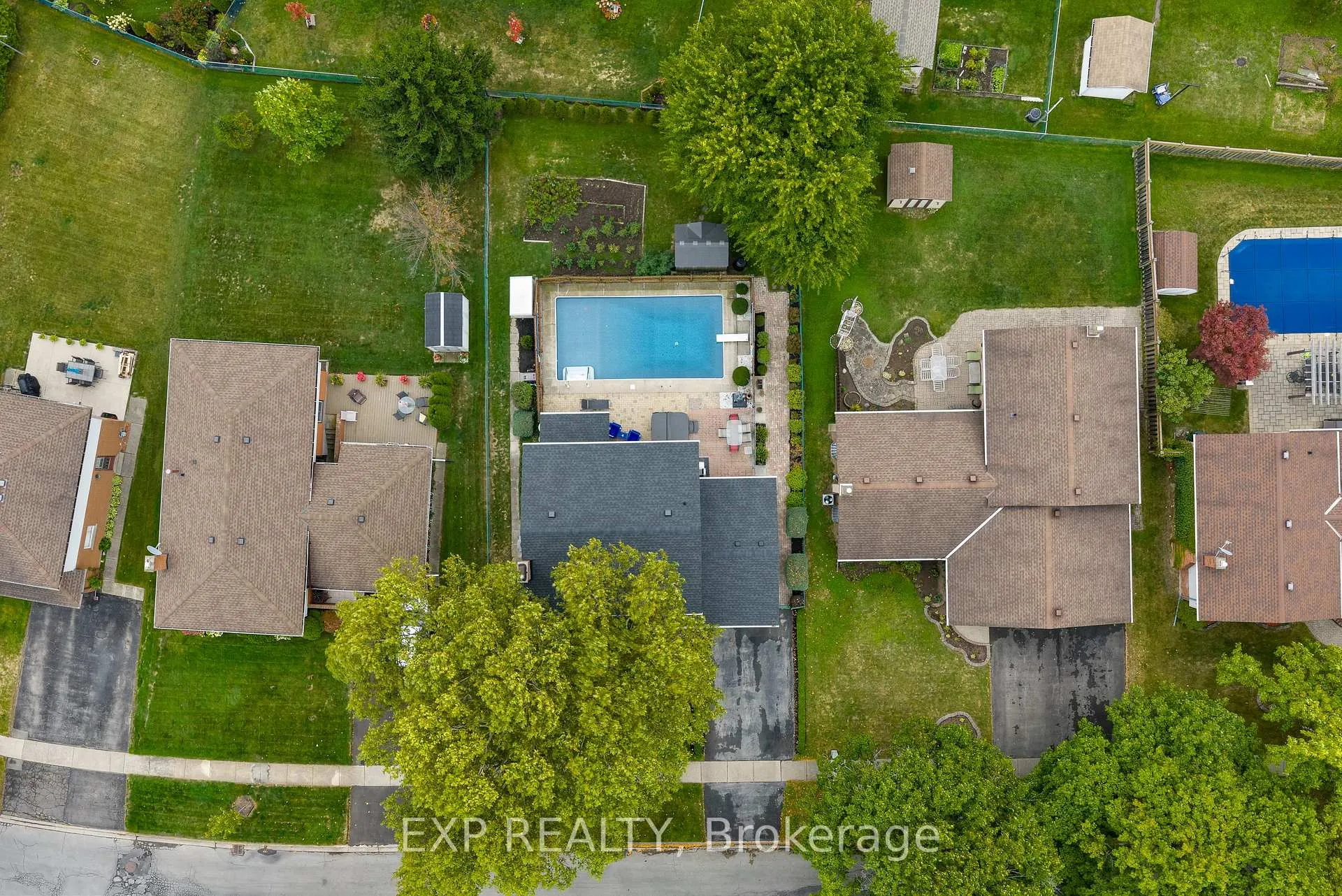 Photo 38 of 147 Loyalist Drive, Welland, Prince Charles — HOMEH