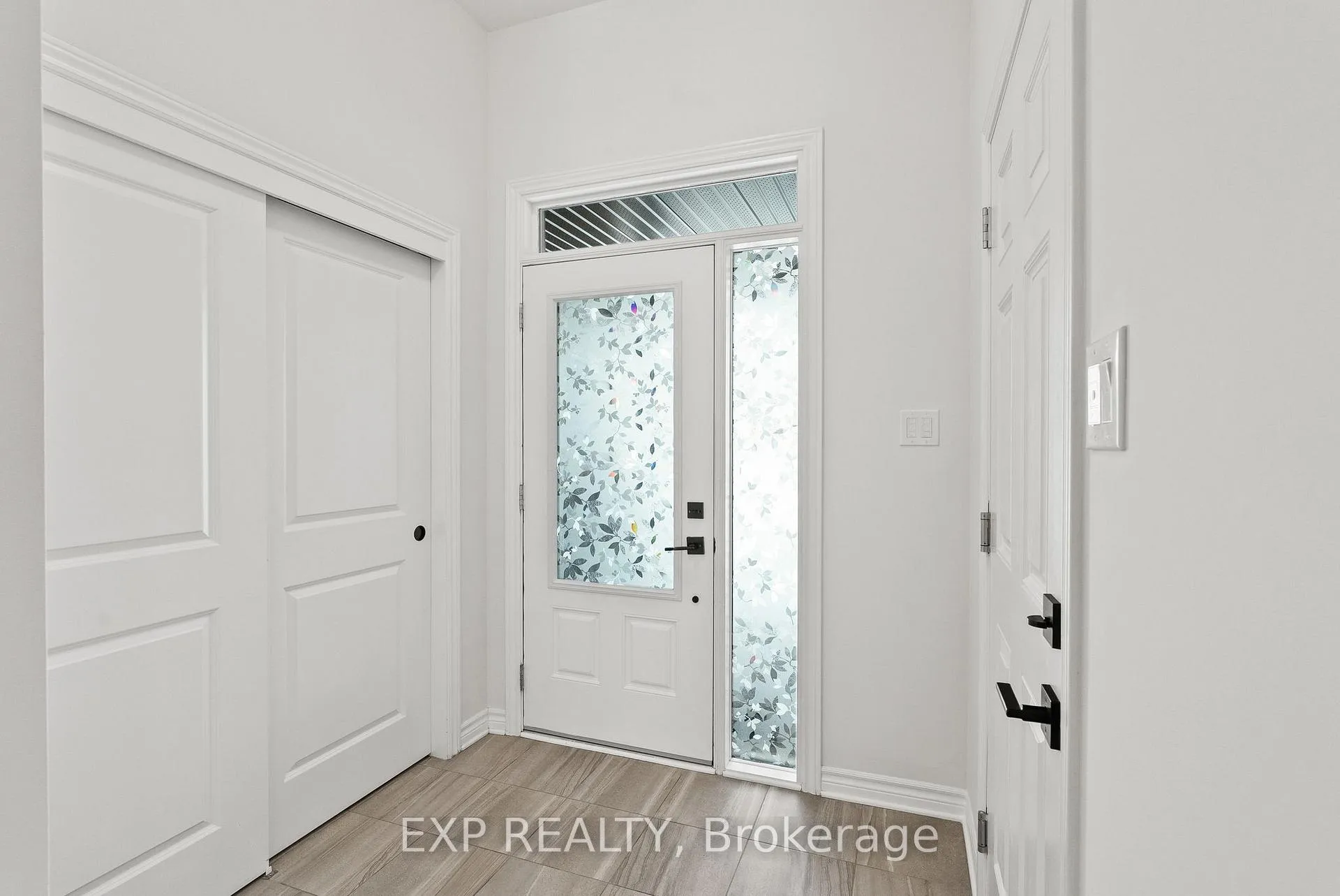 Photo 4 of 725 Miikana Road, Ottawa, Blossom Park/Kemp Park/Findlay Creek — HOMEH