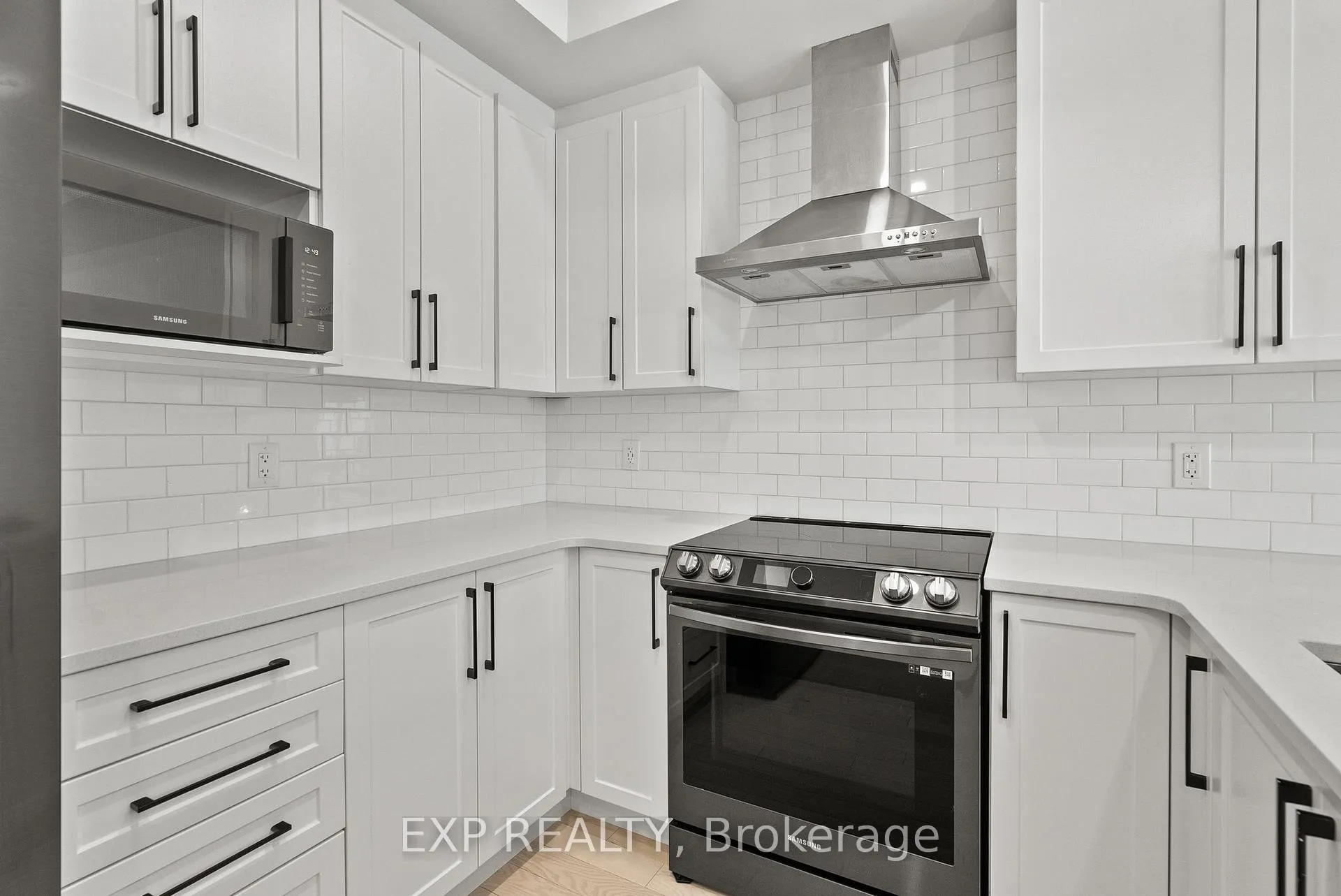 Photo 10 of 725 Miikana Road, Ottawa, Blossom Park/Kemp Park/Findlay Creek — HOMEH