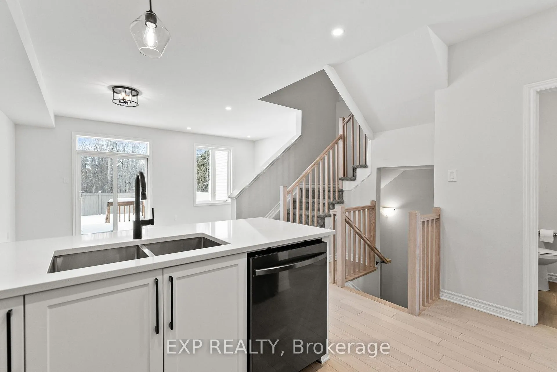 Photo 11 of 725 Miikana Road, Ottawa, Blossom Park/Kemp Park/Findlay Creek — HOMEH