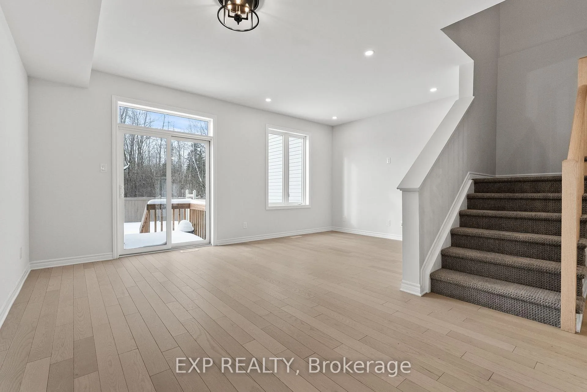Photo 14 of 725 Miikana Road, Ottawa, Blossom Park/Kemp Park/Findlay Creek — HOMEH