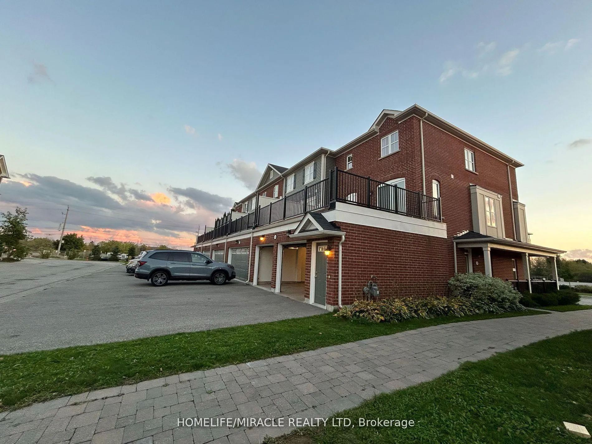 Photo 27 of Unit 6, 22 Spring Creek Drive, Hamilton, Waterdown — HOMEH