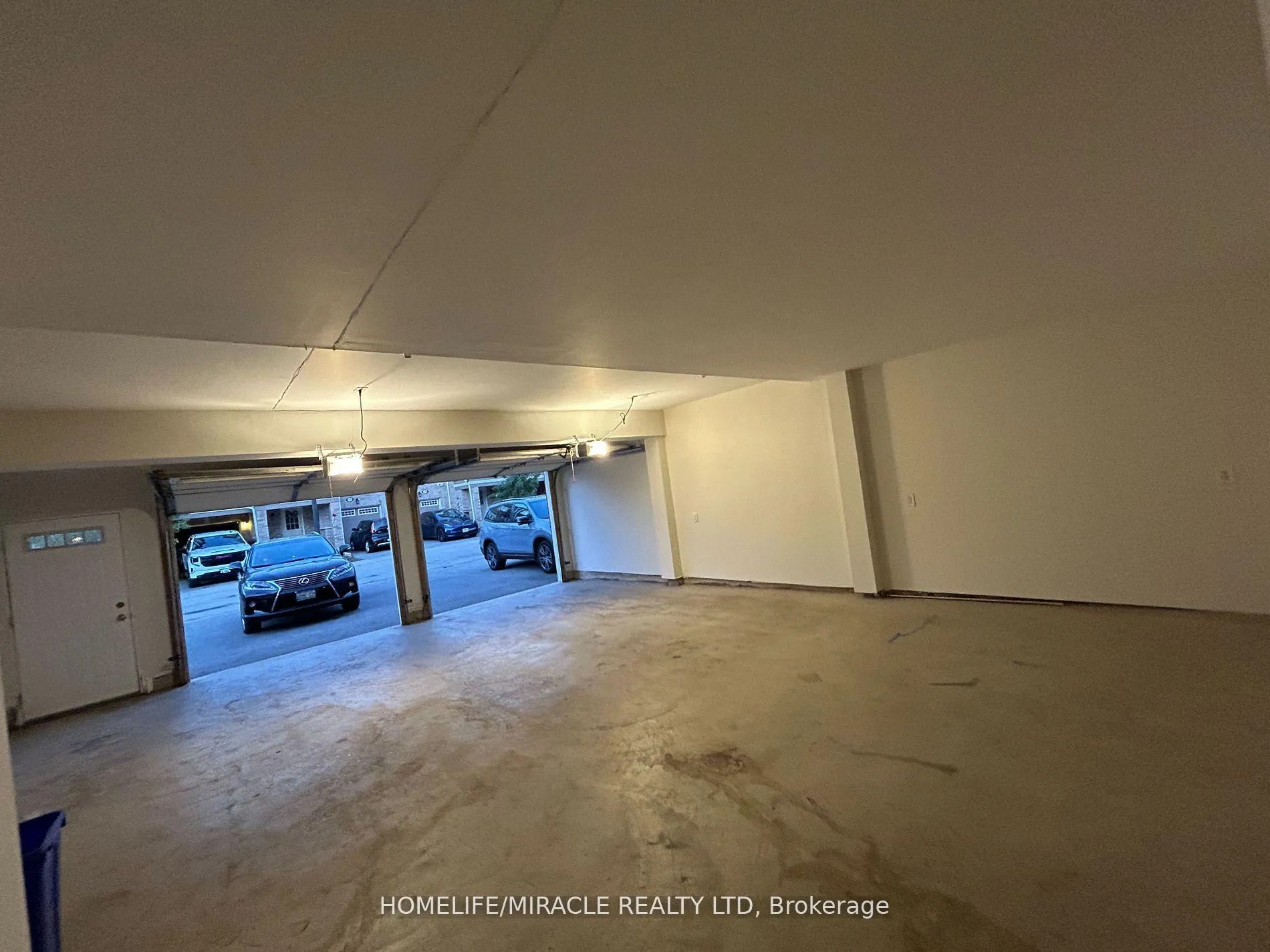 Photo 28 of Unit 6, 22 Spring Creek Drive, Hamilton, Waterdown — HOMEH