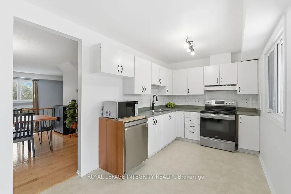 Photo 12 of Unit 8, 3205 Uplands Drive, Ottawa, Hunt Club Woods — HOMEH