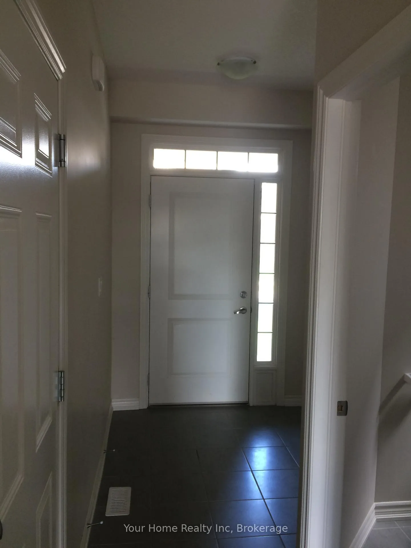 Photo 3 of 135 Law Drive N, Guelph, Grange Road — HOMEH
