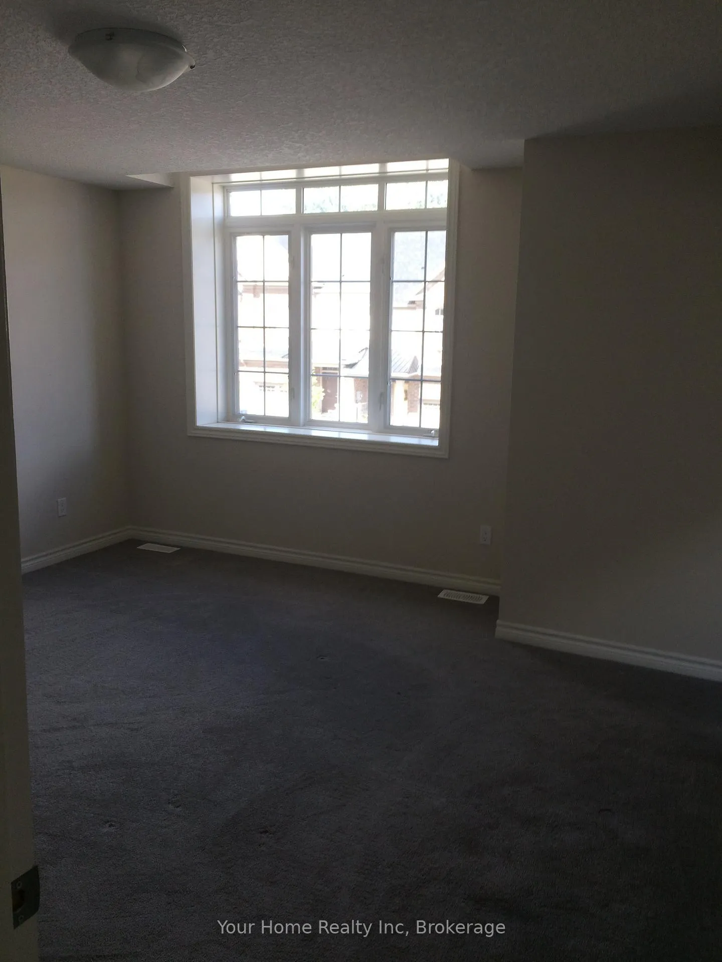 Photo 6 of 135 Law Drive N, Guelph, Grange Road — HOMEH