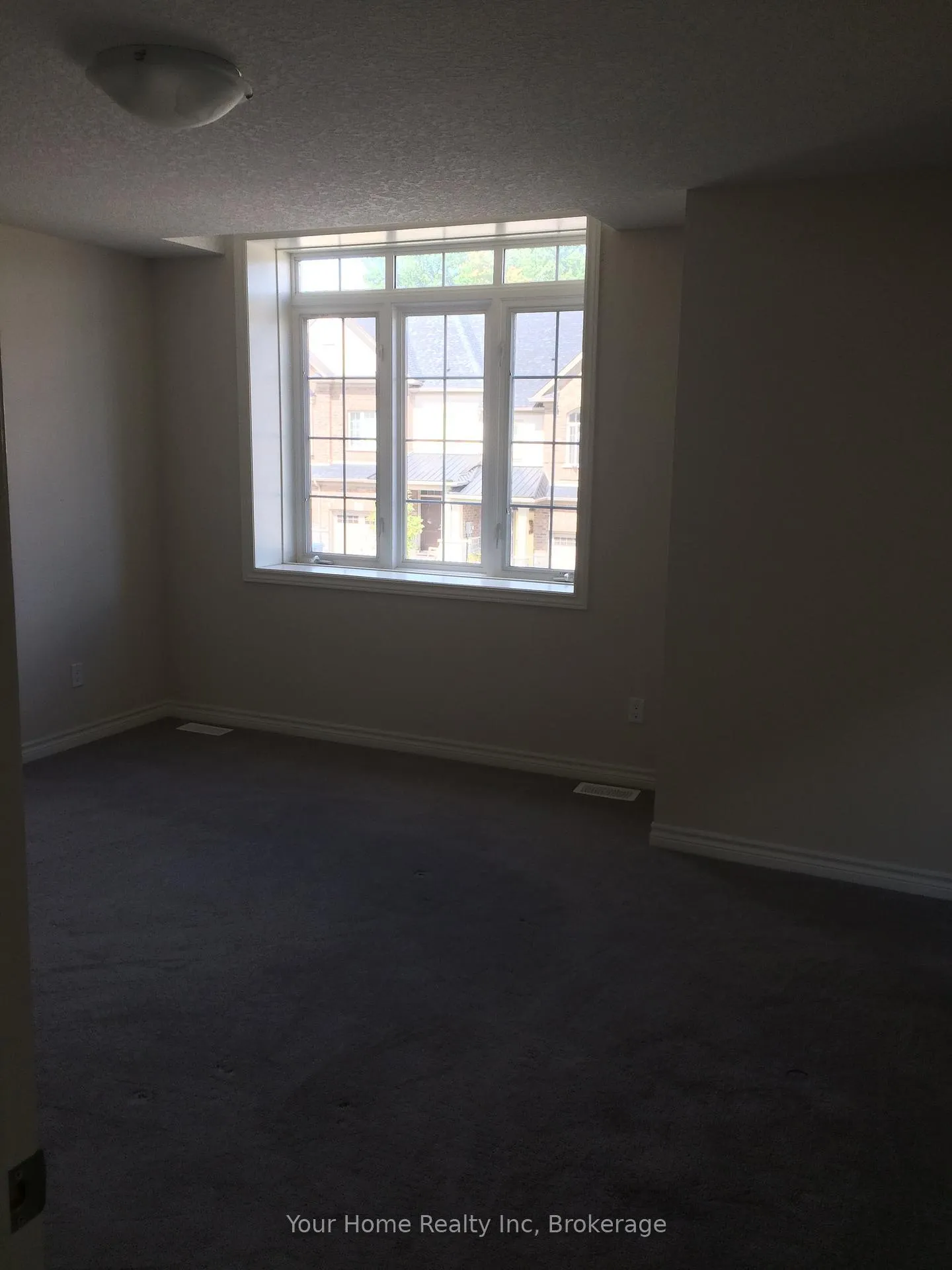 Photo 14 of 135 Law Drive N, Guelph, Grange Road — HOMEH