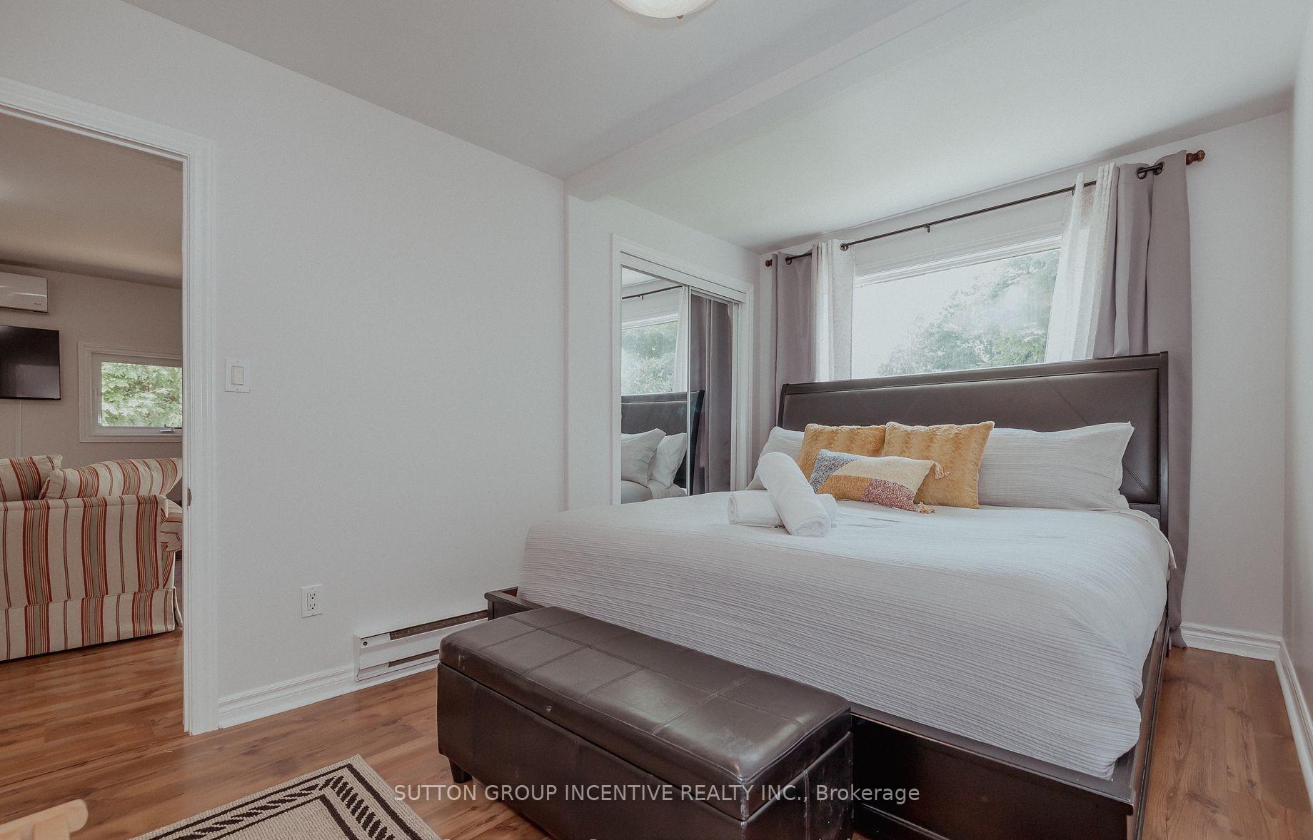 Photo 12 of 711 Innisfil Beach Road, Innisfil, Alcona — HOMEH