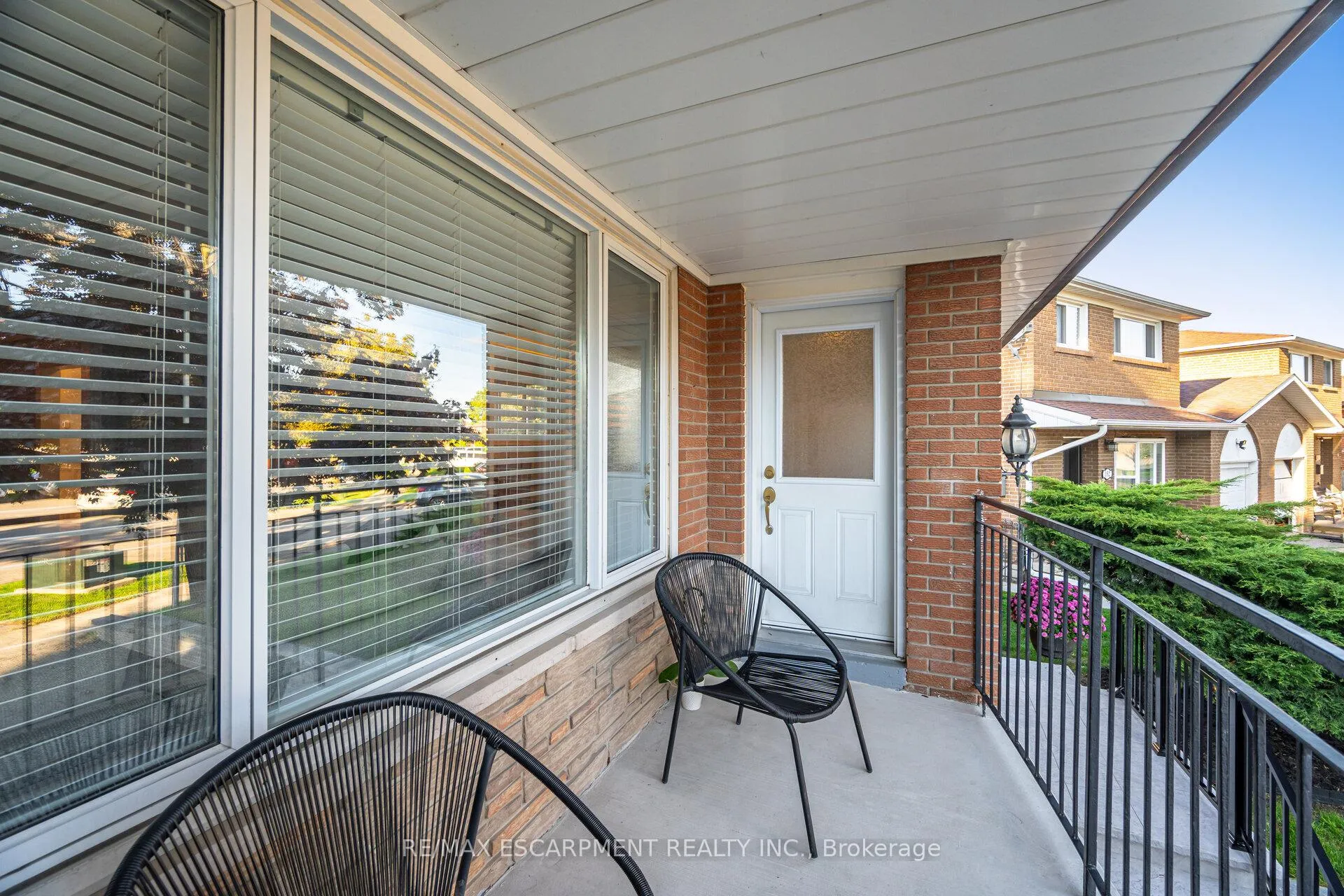 Photo 23 of 154 Rainbow Drive, Vaughan, West Woodbridge — HOMEH
