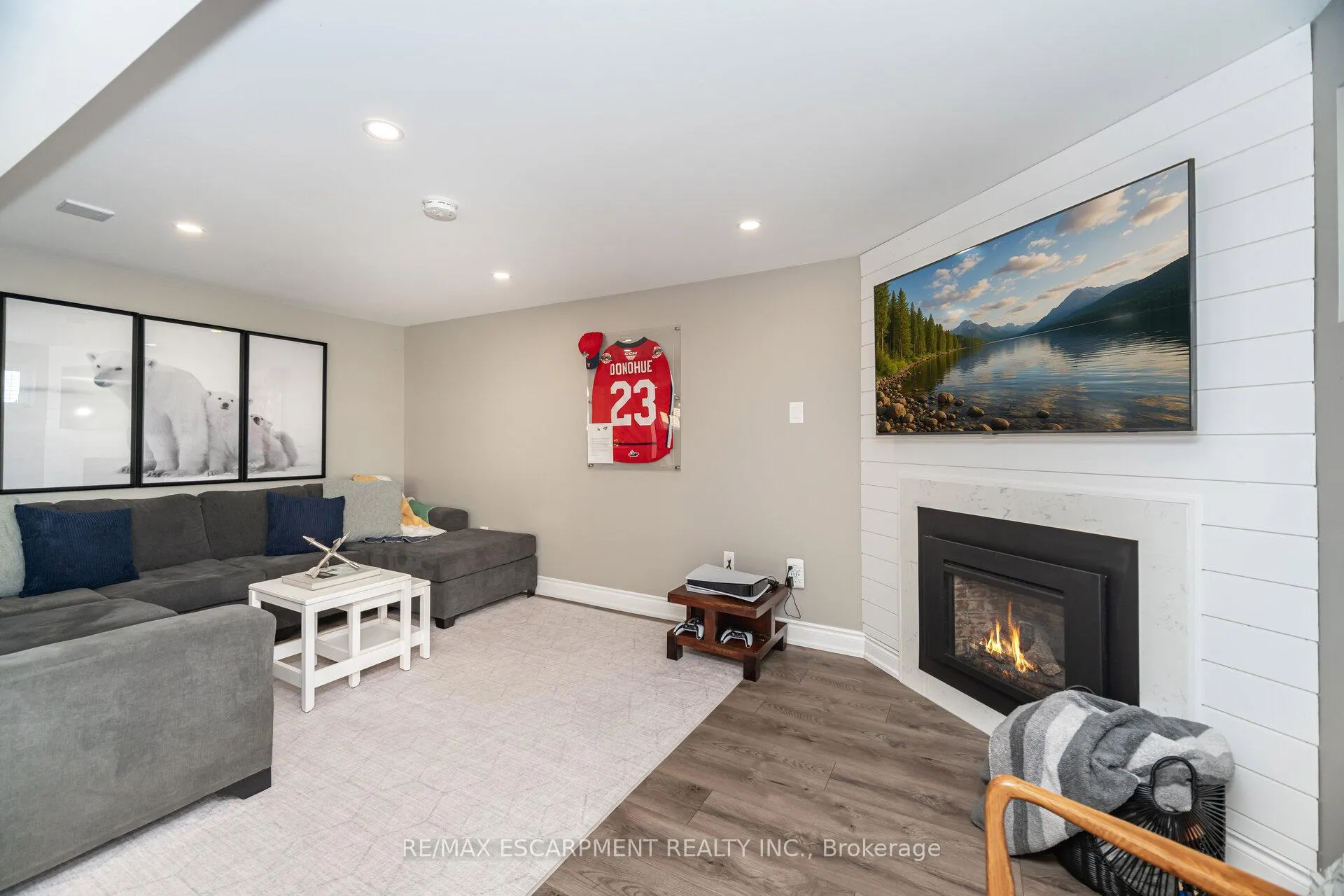 Photo 34 of 154 Rainbow Drive, Vaughan, West Woodbridge — HOMEH