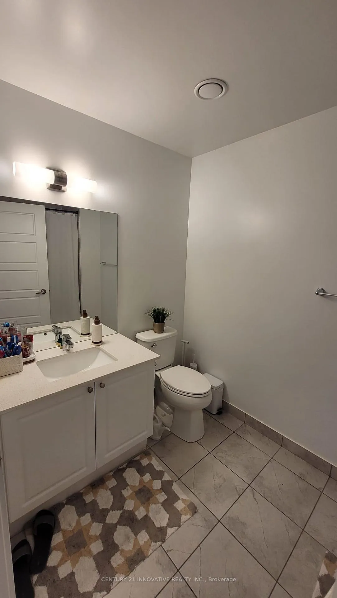 Photo 7 of Unit 2207, 1255 Bayly Street, Pickering, Bay Ridges — HOMEH