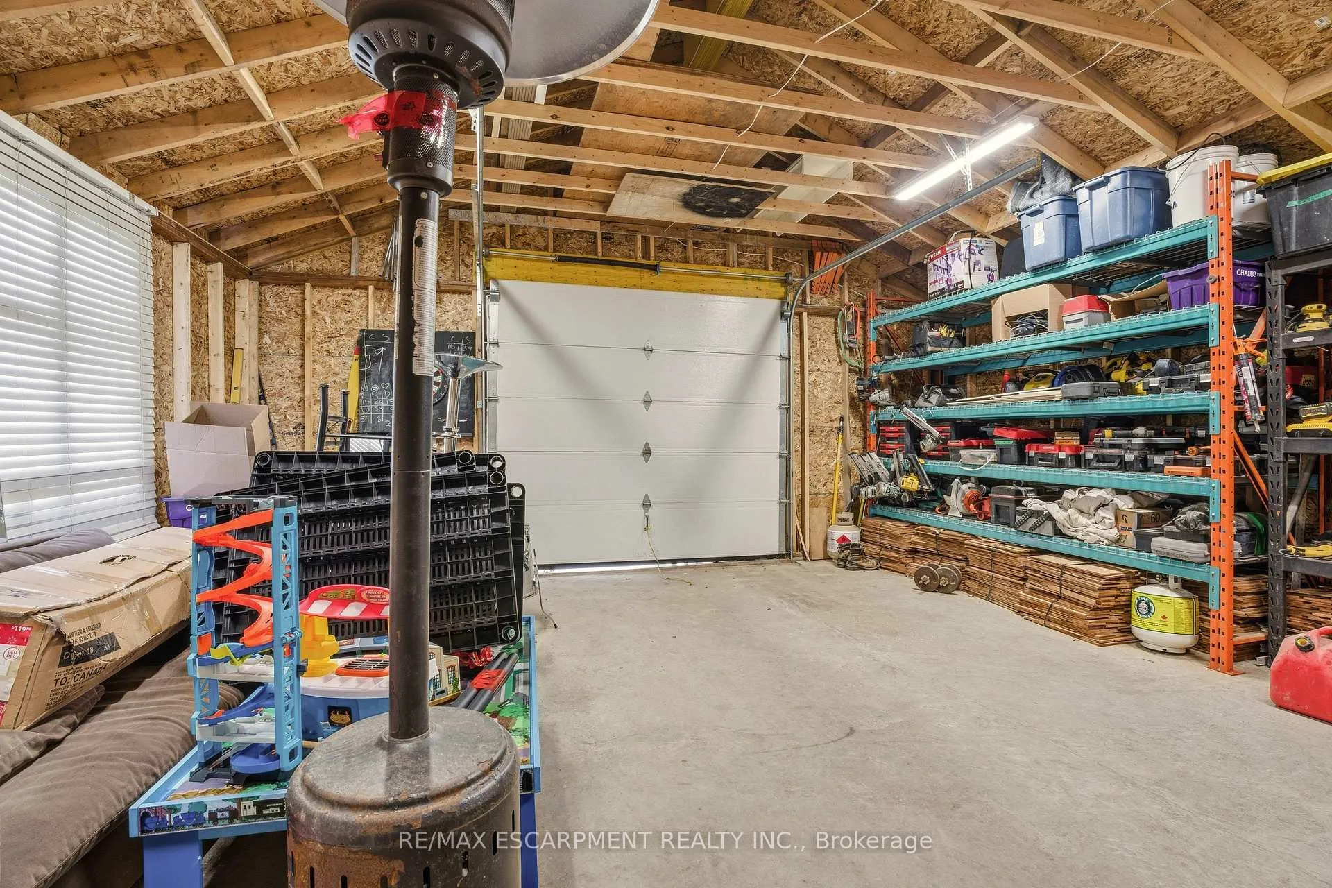 Photo 31 of 41 John Martin Crescent, Hamilton, Rural Flamborough — HOMEH