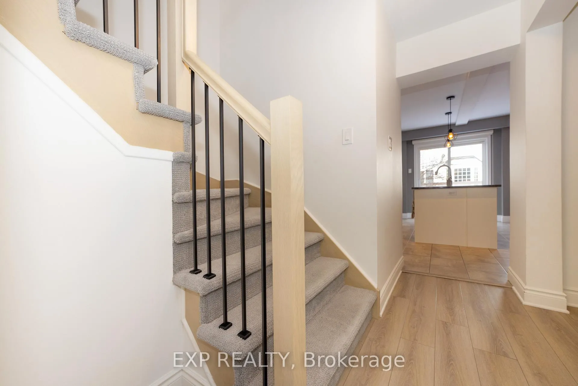 Photo 13 of 23 Raj Terrace, Ottawa, Hunt Club Park — HOMEH