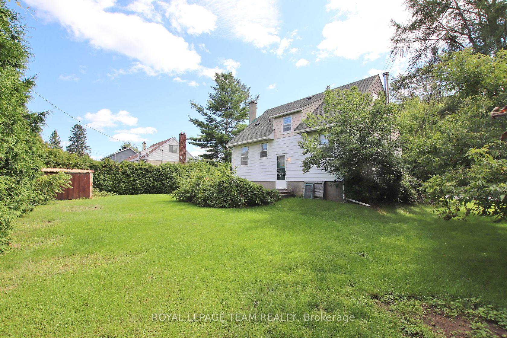 Photo 11 of 113 Rita Avenue, Ottawa, Meadowlands/St. Claire Gardens — HOMEH