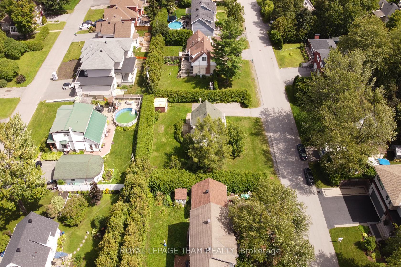Photo 15 of 113 Rita Avenue, Ottawa, Meadowlands/St. Claire Gardens — HOMEH