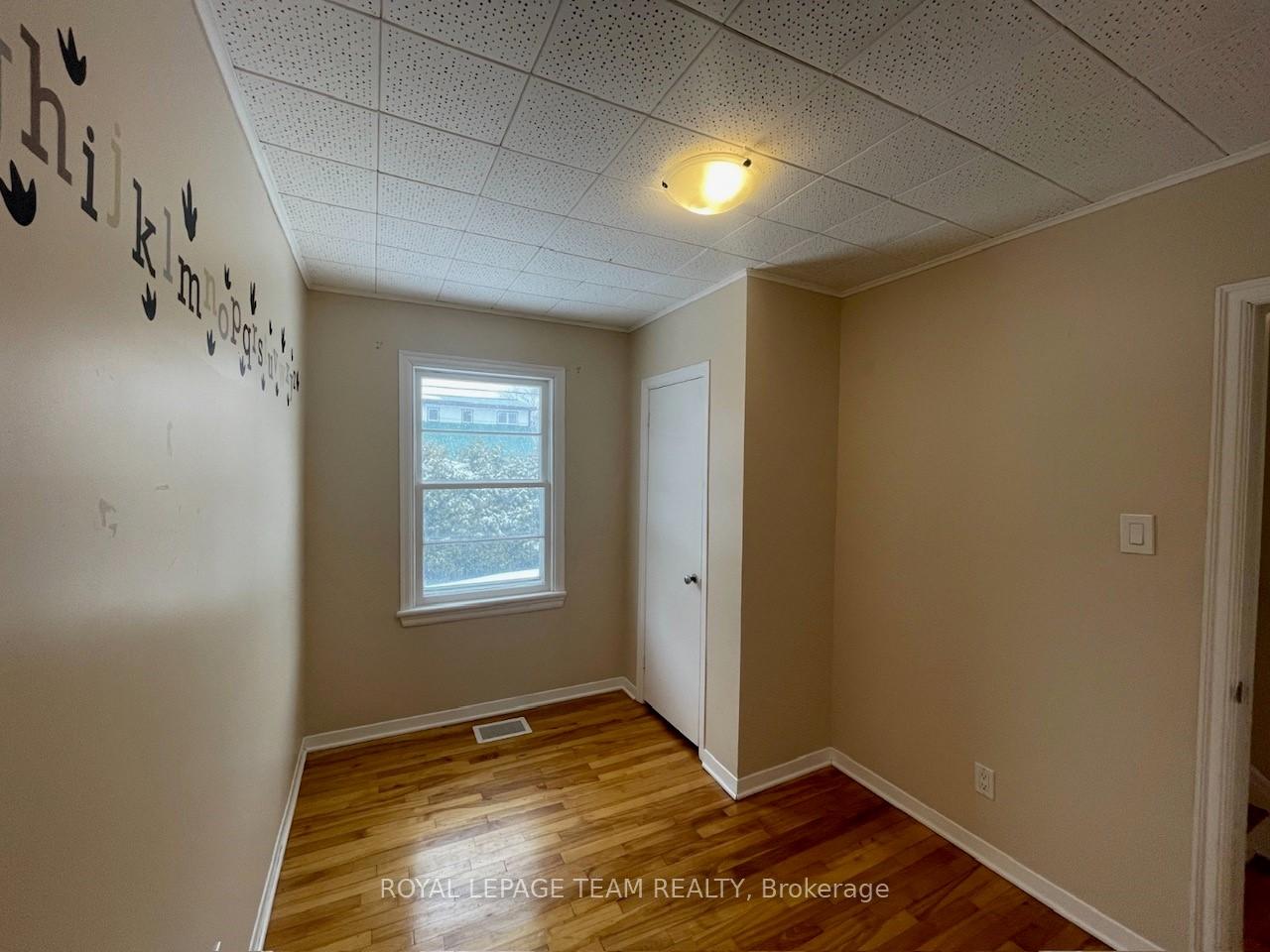 Photo 23 of 113 Rita Avenue, Ottawa, Meadowlands/St. Claire Gardens — HOMEH