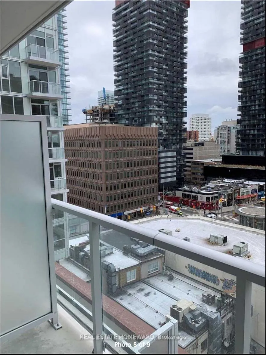 Photo 9 of Unit 716, 33 Helendale Avenue, Toronto, Yonge-Eglinton — HOMEH
