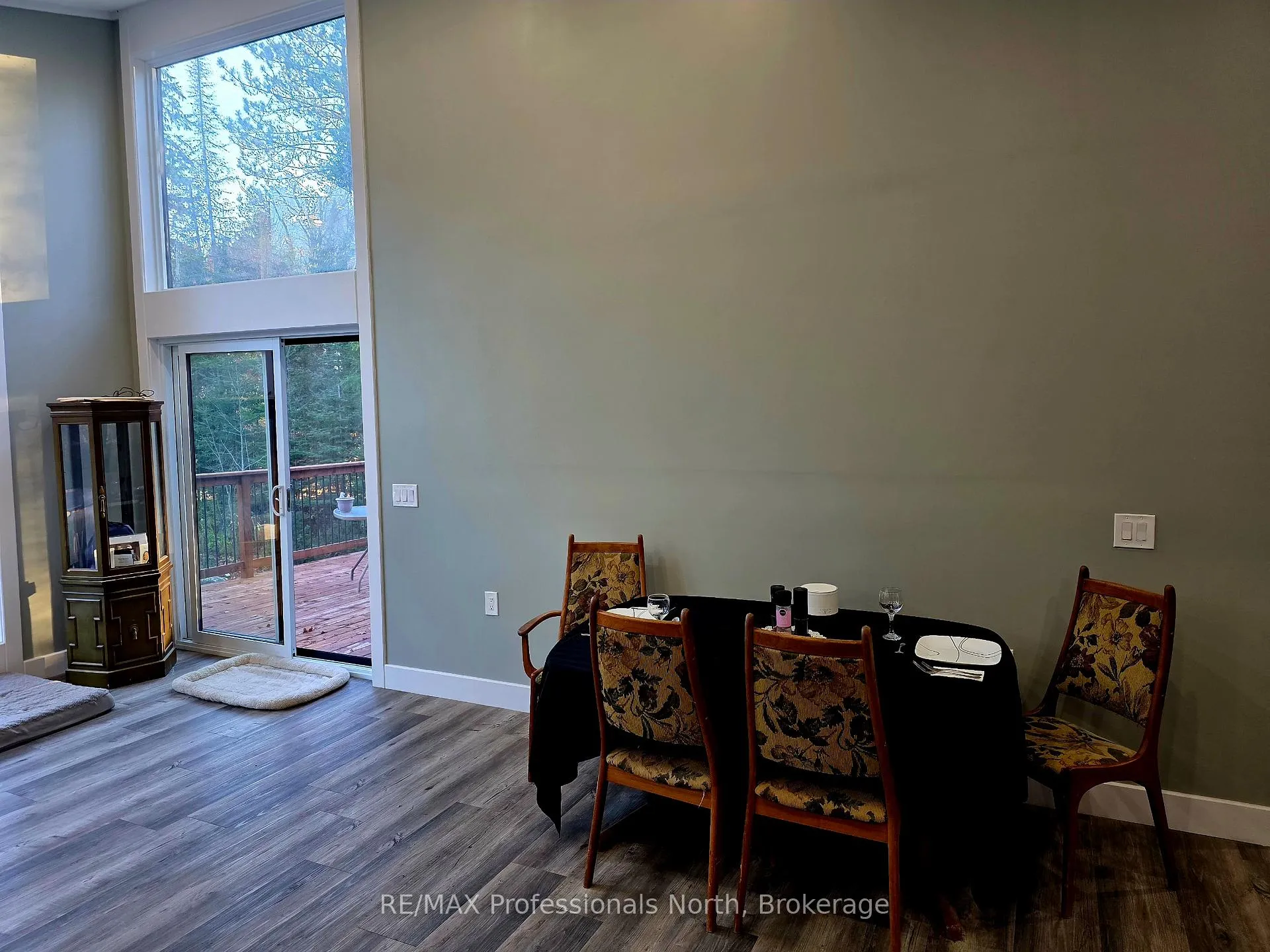 Photo 15 of 816 Second Avenue, McMurrich/Monteith, McMurrich — HOMEH