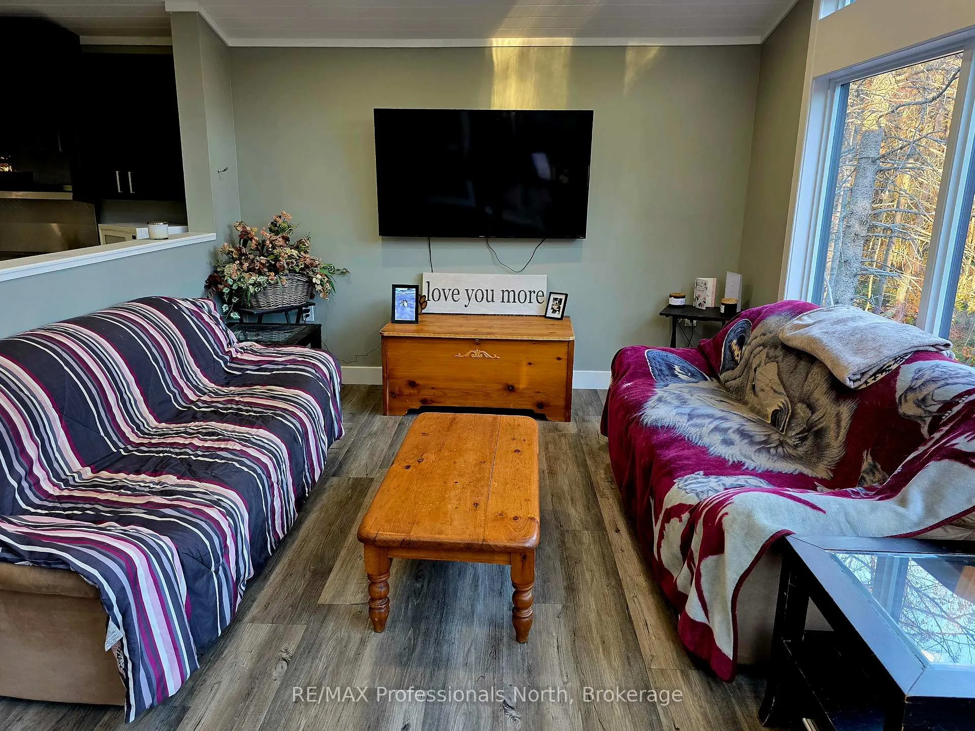 Photo 16 of 816 Second Avenue, McMurrich/Monteith, McMurrich — HOMEH