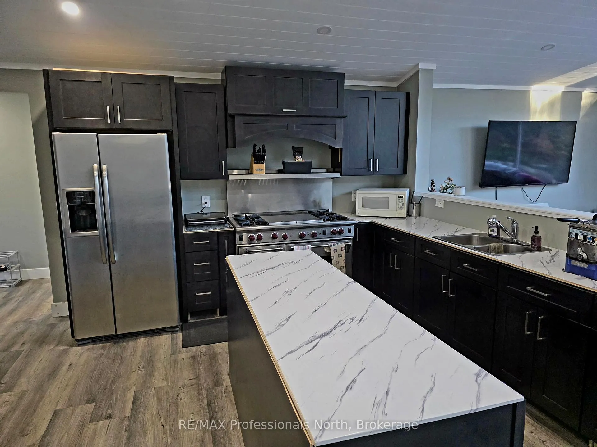 Photo 22 of 816 Second Avenue, McMurrich/Monteith, McMurrich — HOMEH