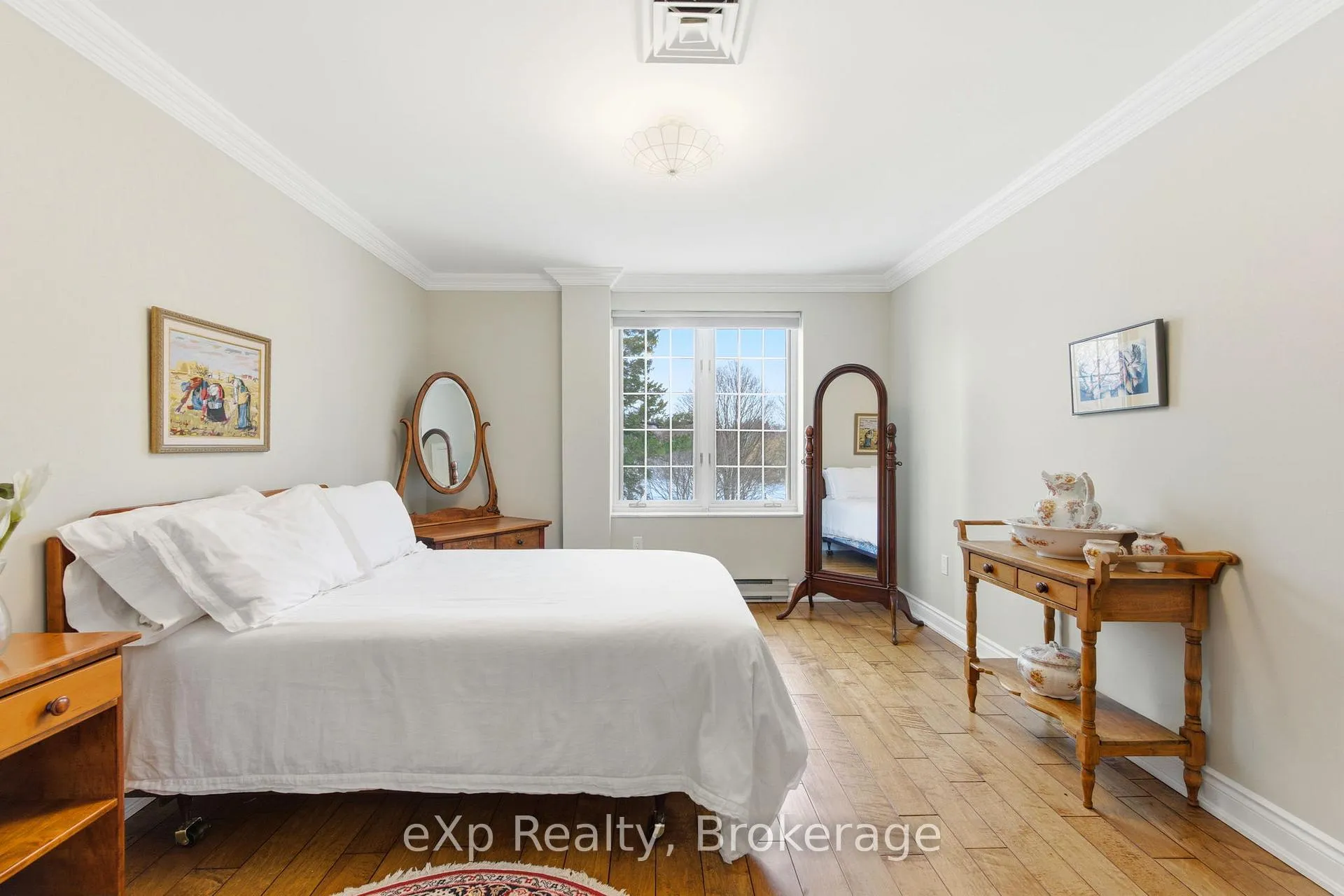 Photo 16 of Unit 206, 30 Front Street, Stratford — HOMEH