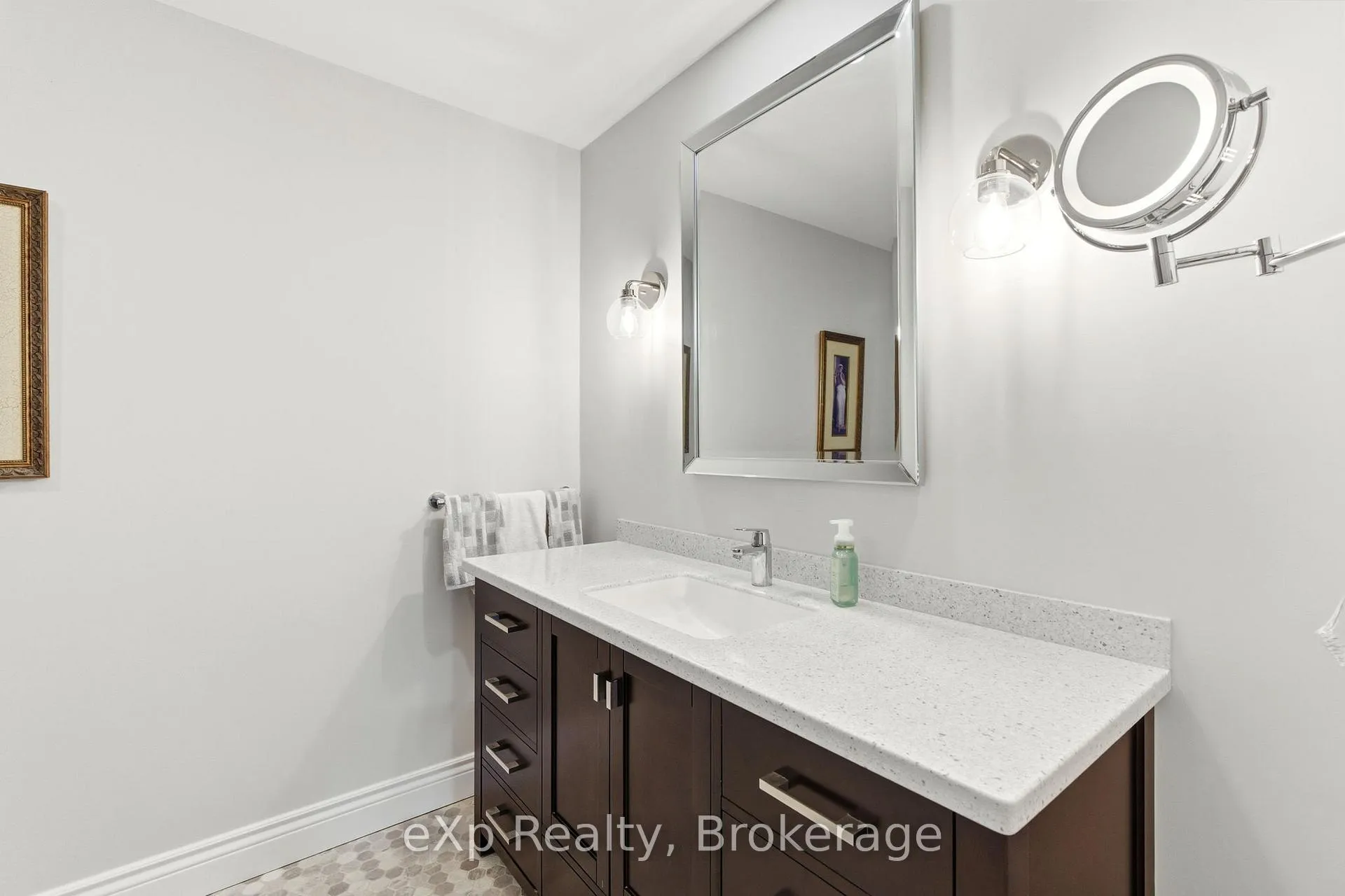 Photo 24 of Unit 206, 30 Front Street, Stratford — HOMEH