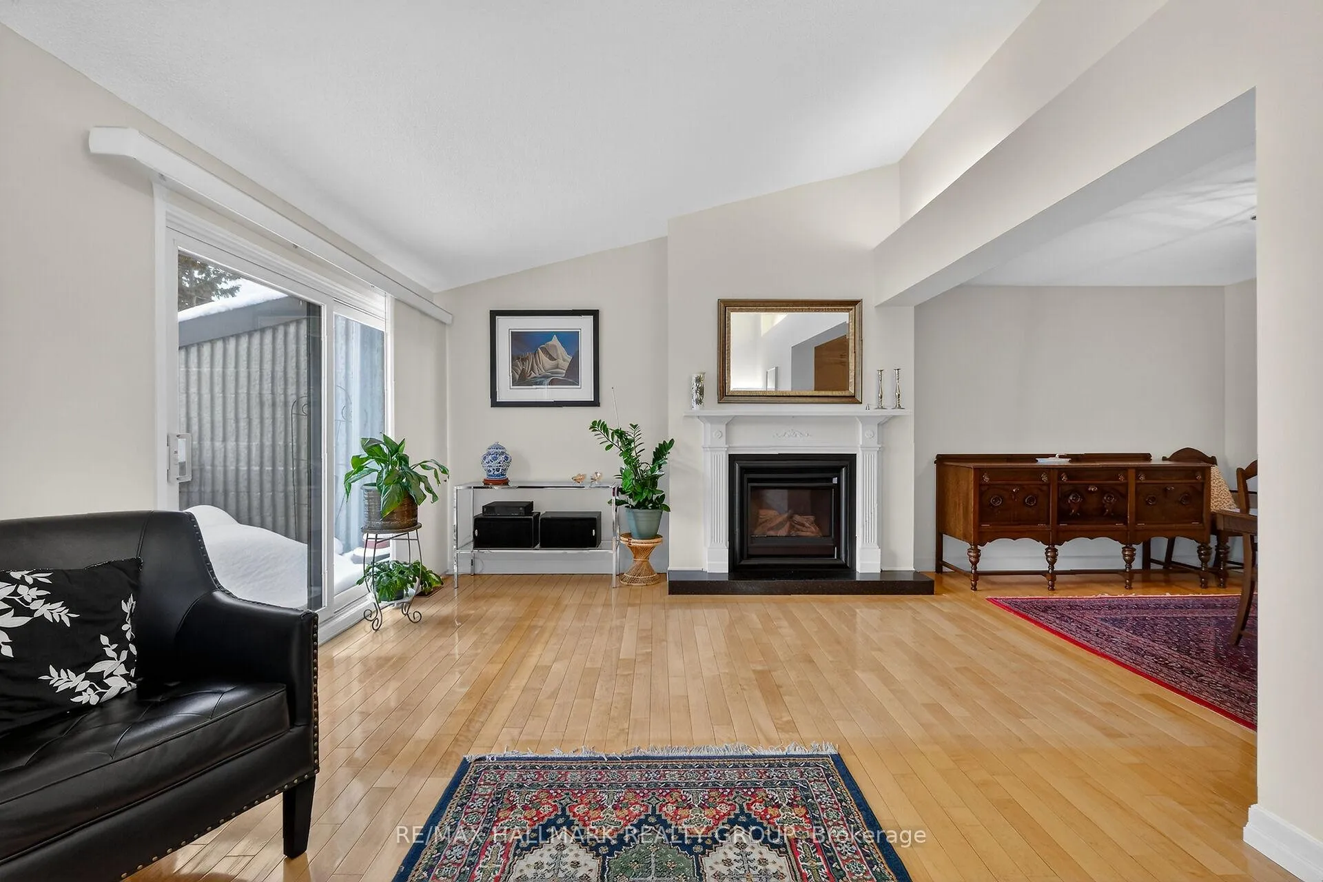 Photo 16 of Unit 13, 1111 Ambleside Drive, Ottawa, Woodroffe — HOMEH
