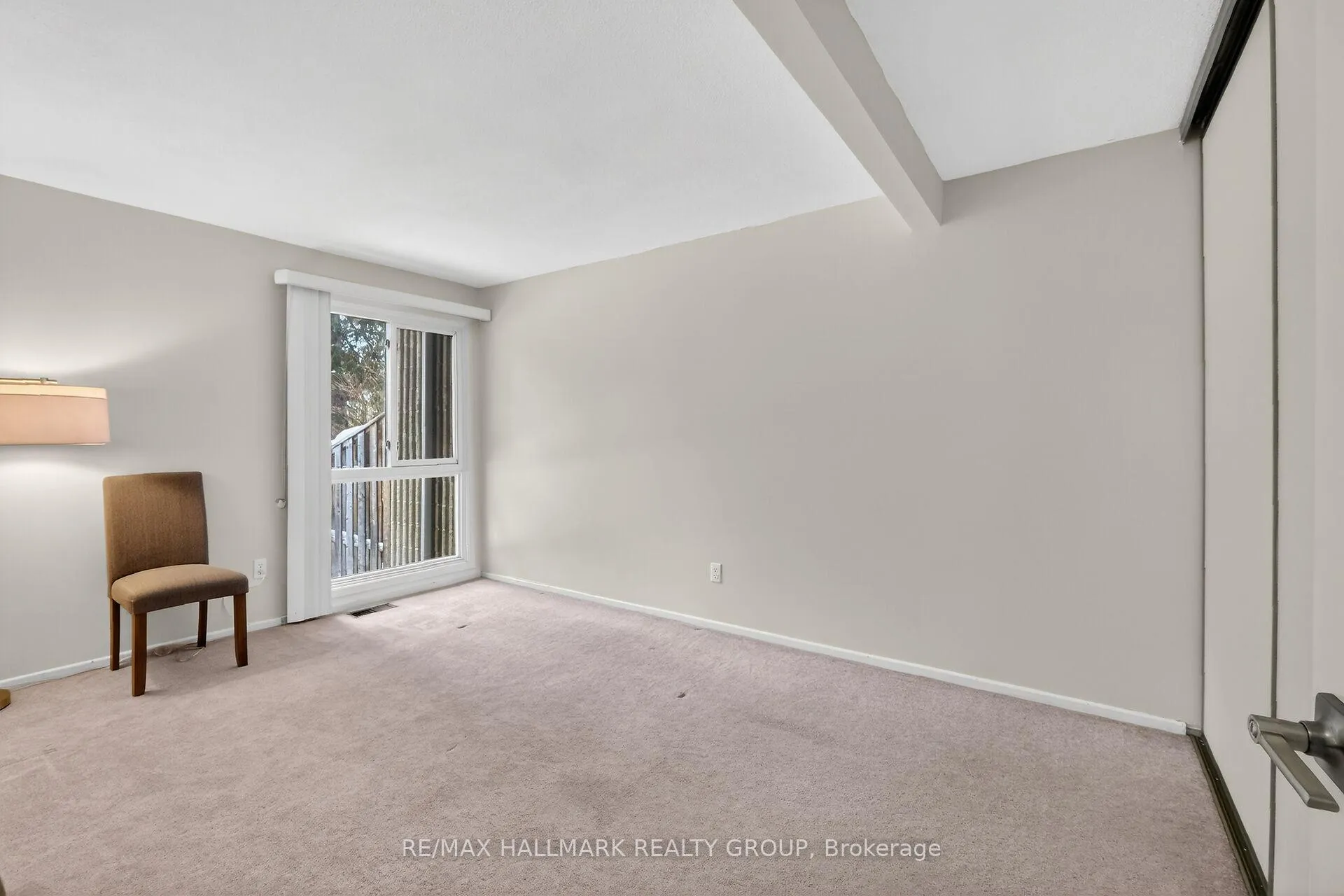 Photo 29 of Unit 13, 1111 Ambleside Drive, Ottawa, Woodroffe — HOMEH