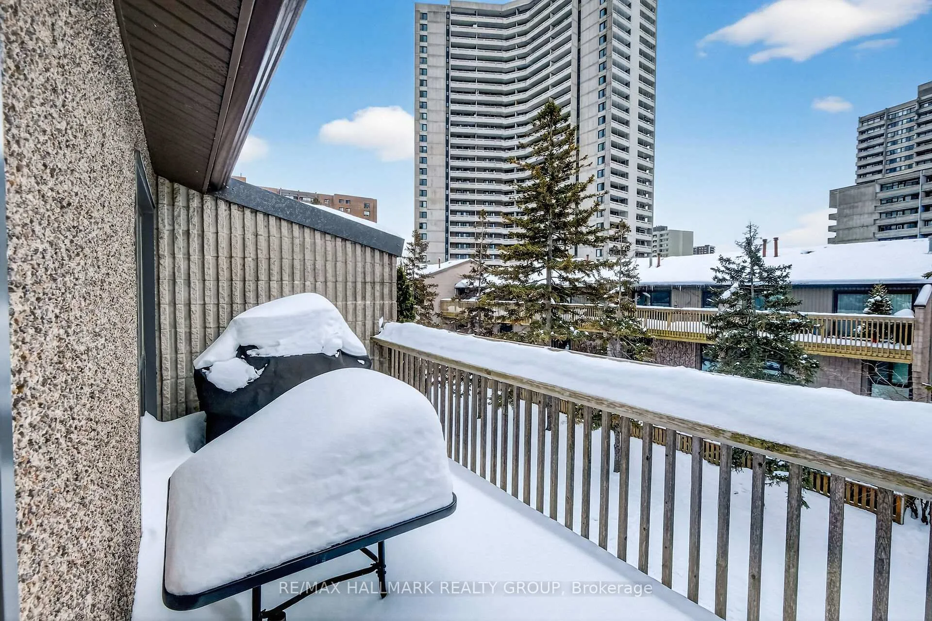 Photo 43 of Unit 13, 1111 Ambleside Drive, Ottawa, Woodroffe — HOMEH