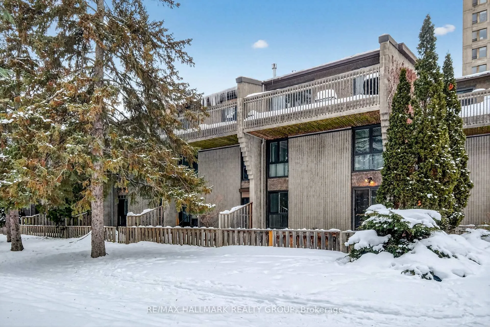 Photo 44 of Unit 13, 1111 Ambleside Drive, Ottawa, Woodroffe — HOMEH