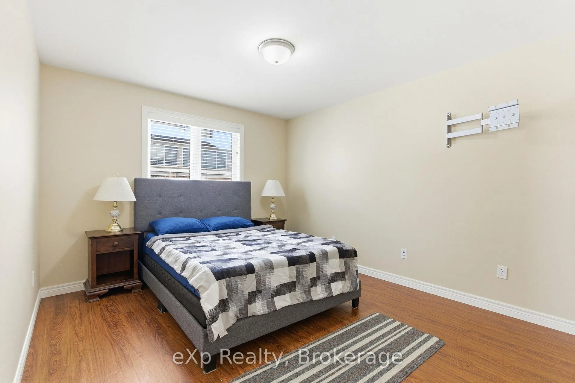 Photo 14 of 12A Clayton Street, West Perth, Mitchell — HOMEH