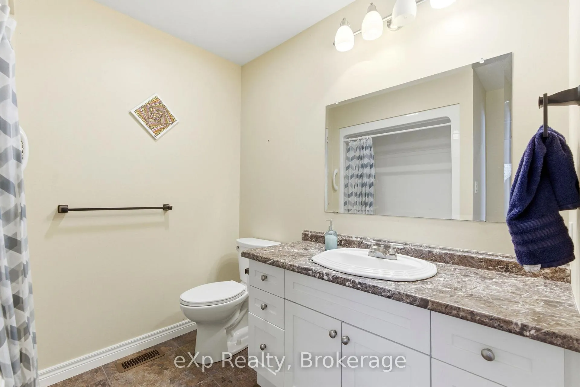 Photo 17 of 12A Clayton Street, West Perth, Mitchell — HOMEH