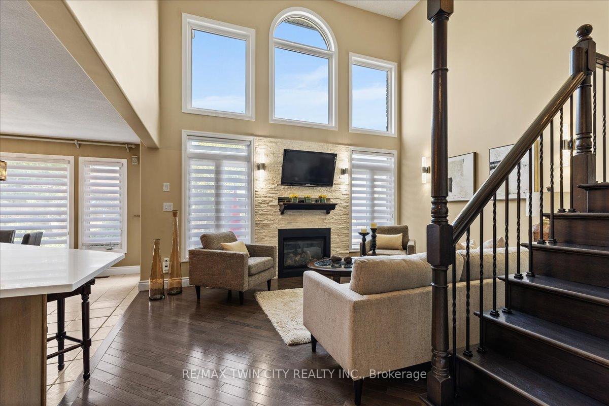 Photo 8 of 118 Banffshire Street, Kitchener, Huron Park — HOMEH