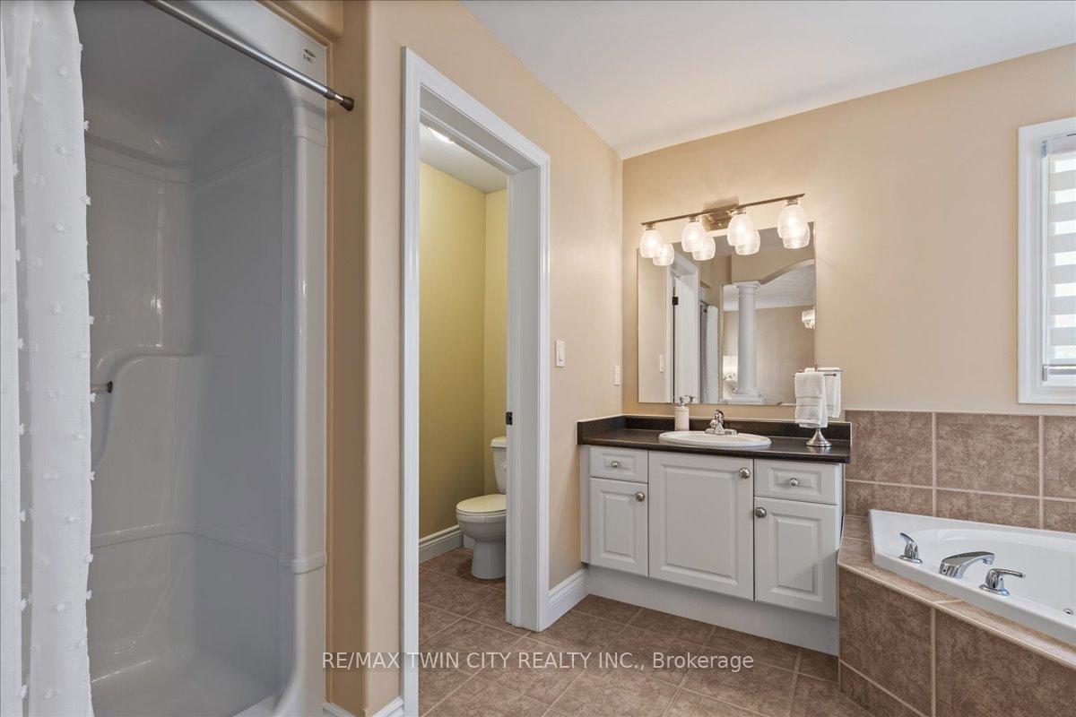 Photo 25 of 118 Banffshire Street, Kitchener, Huron Park — HOMEH
